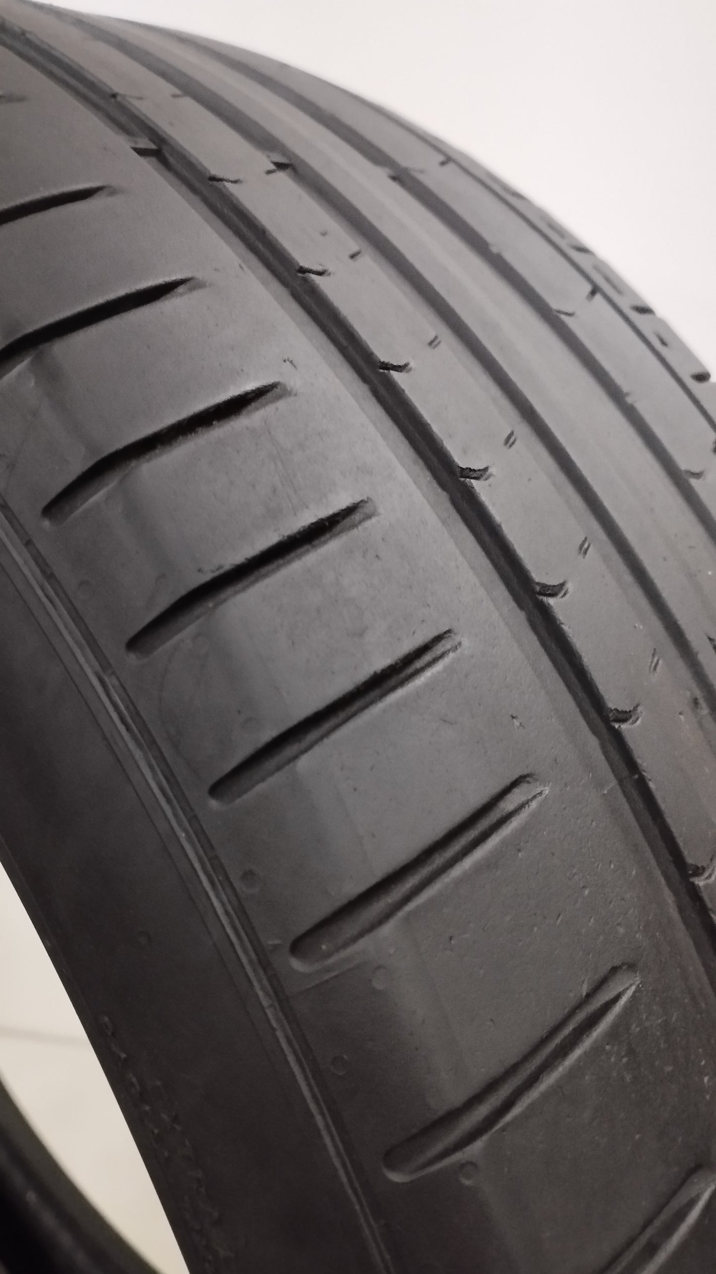 pirelli 255/40 r21 pzero vol cod.YY14