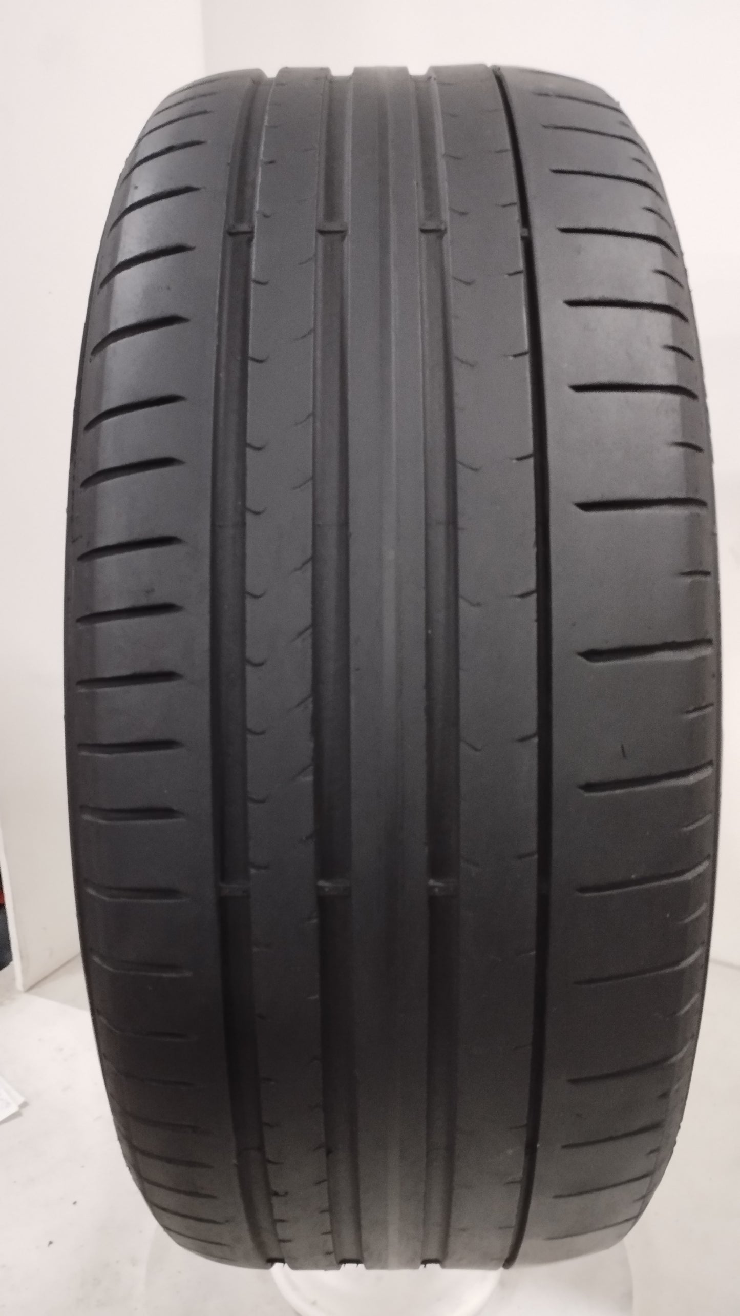 pirelli 225/45 r18 pzero cod.YY153