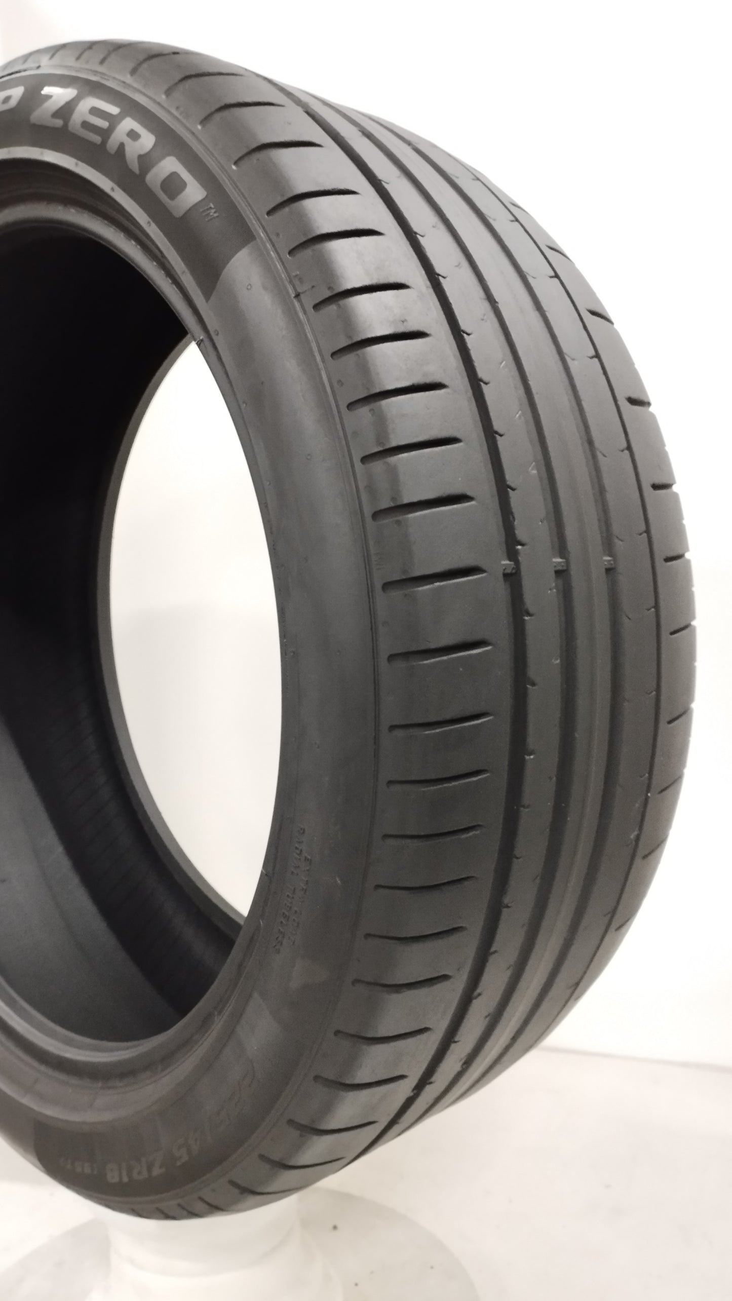 pirelli 225/45 r18 pzero cod.YY153
