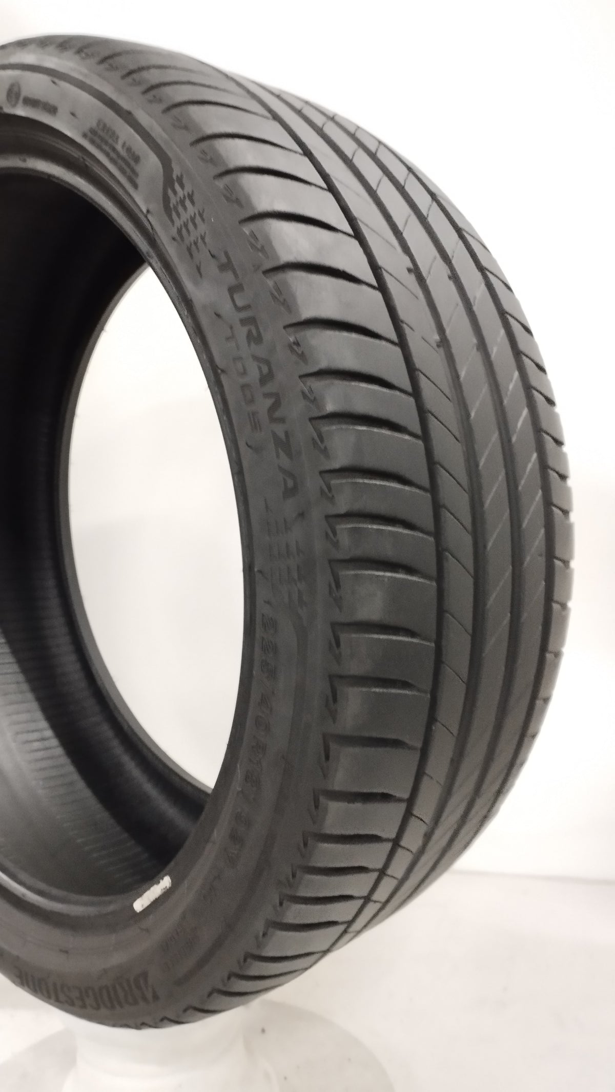 bridgestone 225/40 r18 t005 turanza ao cod.YY155