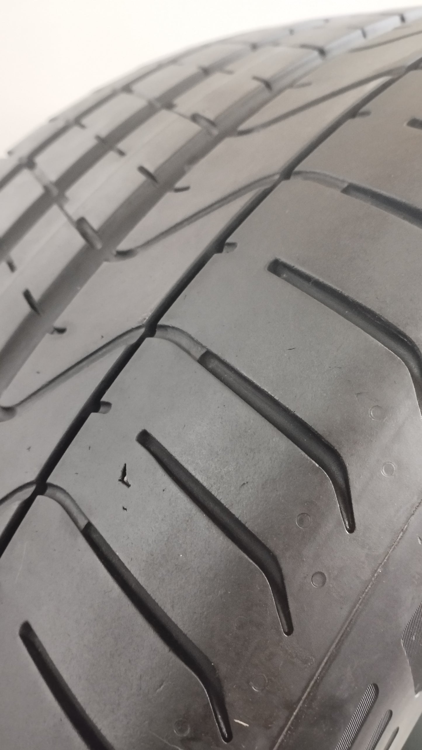 pirelli 315/35 r21 pzero cod.YY15
