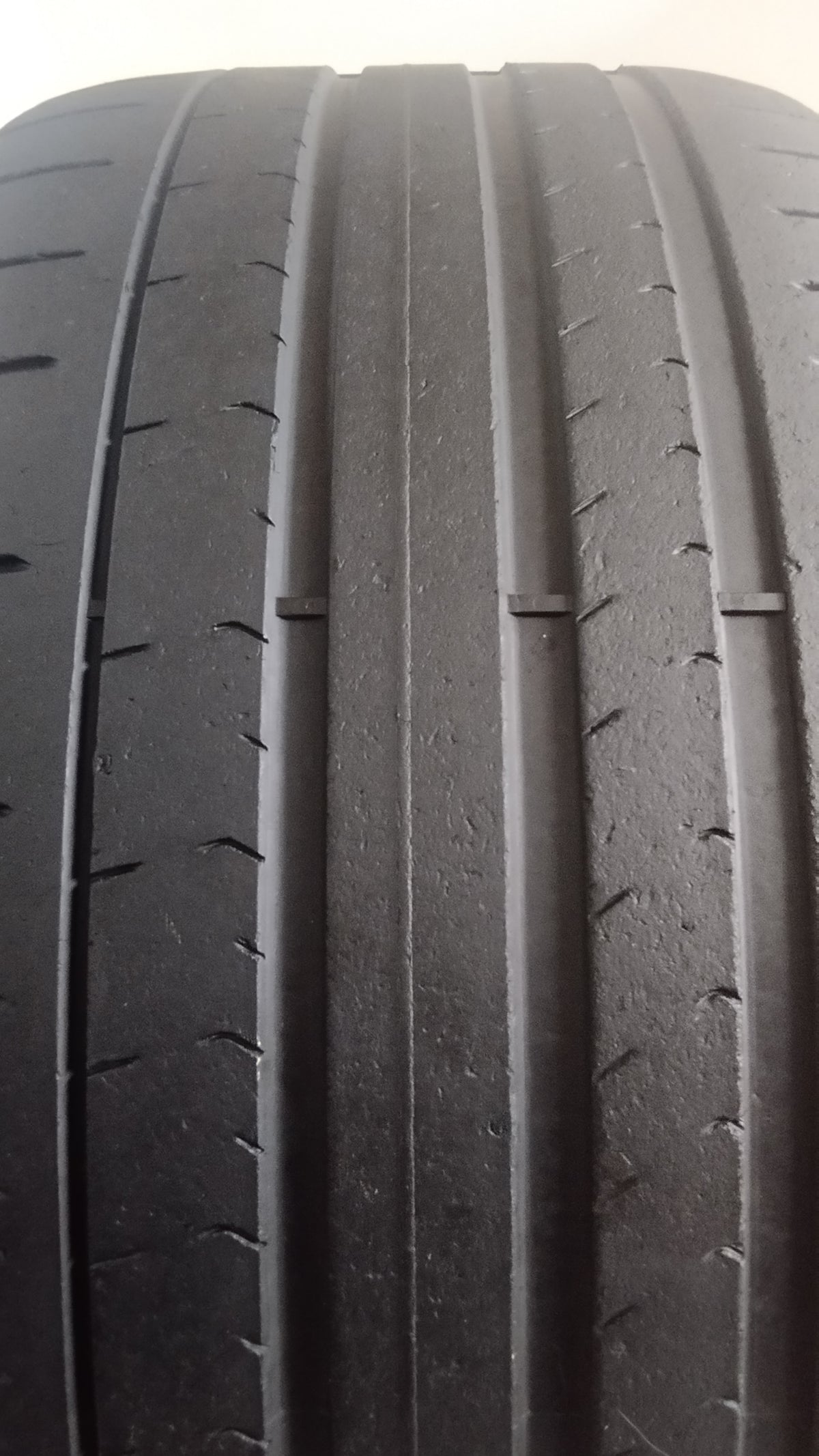 pirelli 275/35 r21 pzero mo cod.YY17