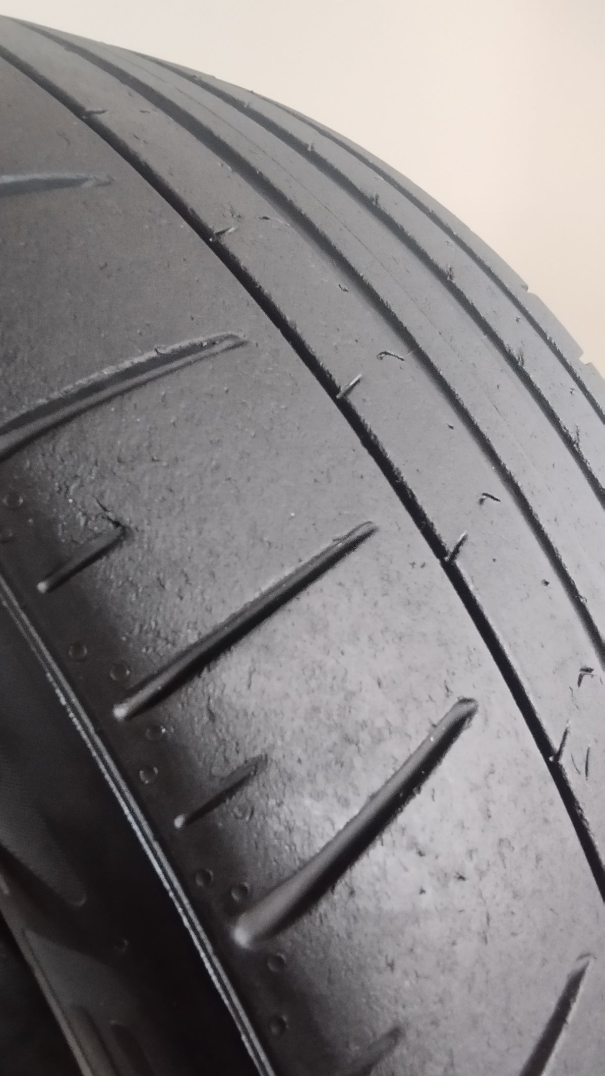 pirelli 275/35 r21 pzero mo cod.YY17