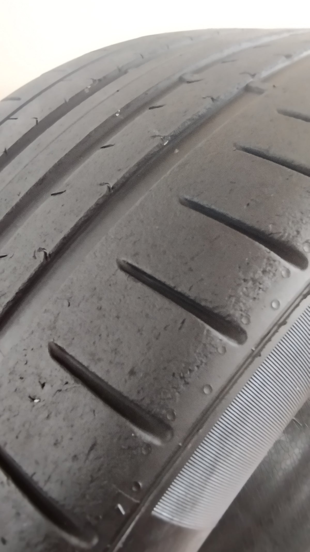 pirelli 275/35 r21 pzero mo cod.YY17