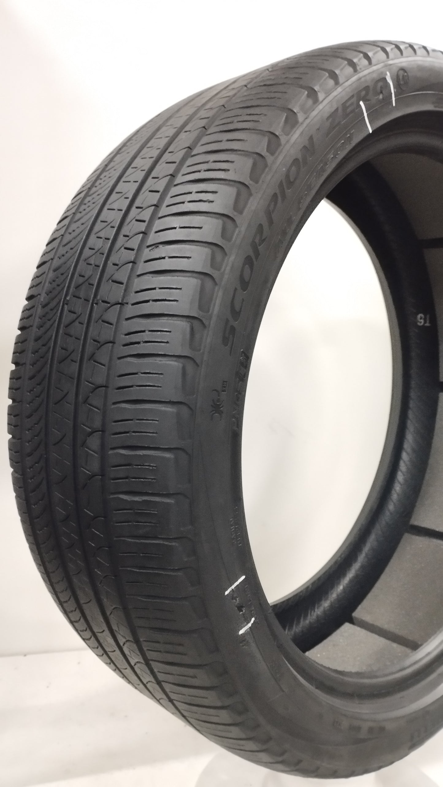pirelli 285/40 r23 scorpion zero lr cod.YY1