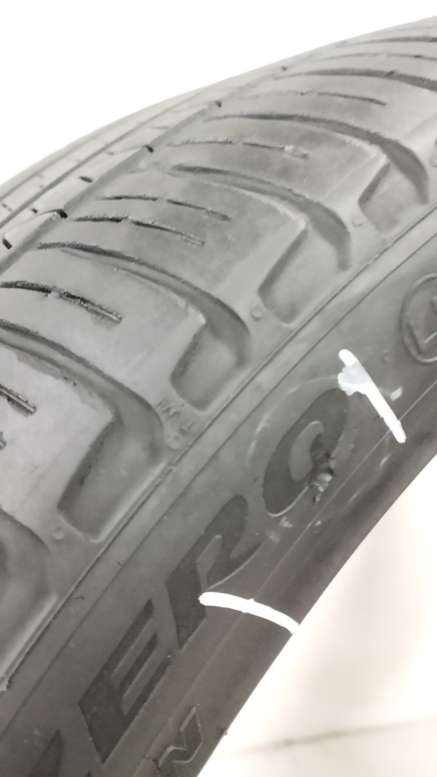 pirelli 285/40 r23 scorpion zero lr cod.YY1
