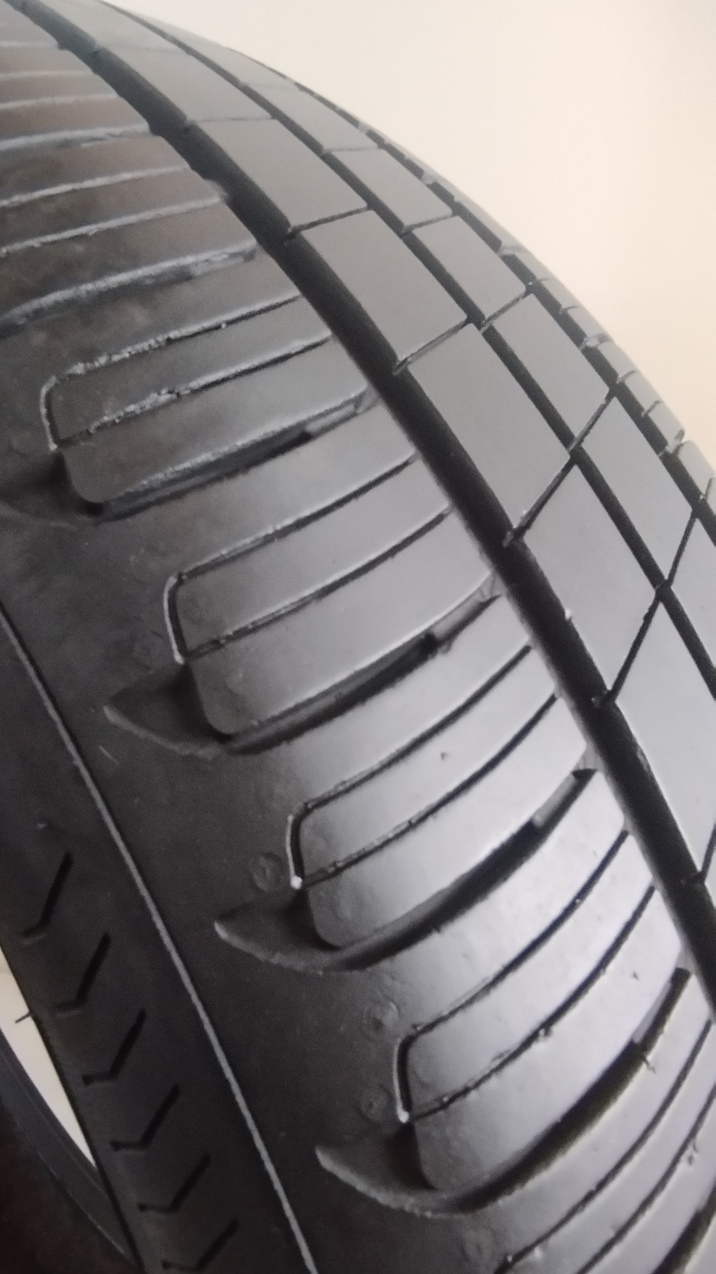 goodyear 195/55 r20 efficient grip cod.YY22