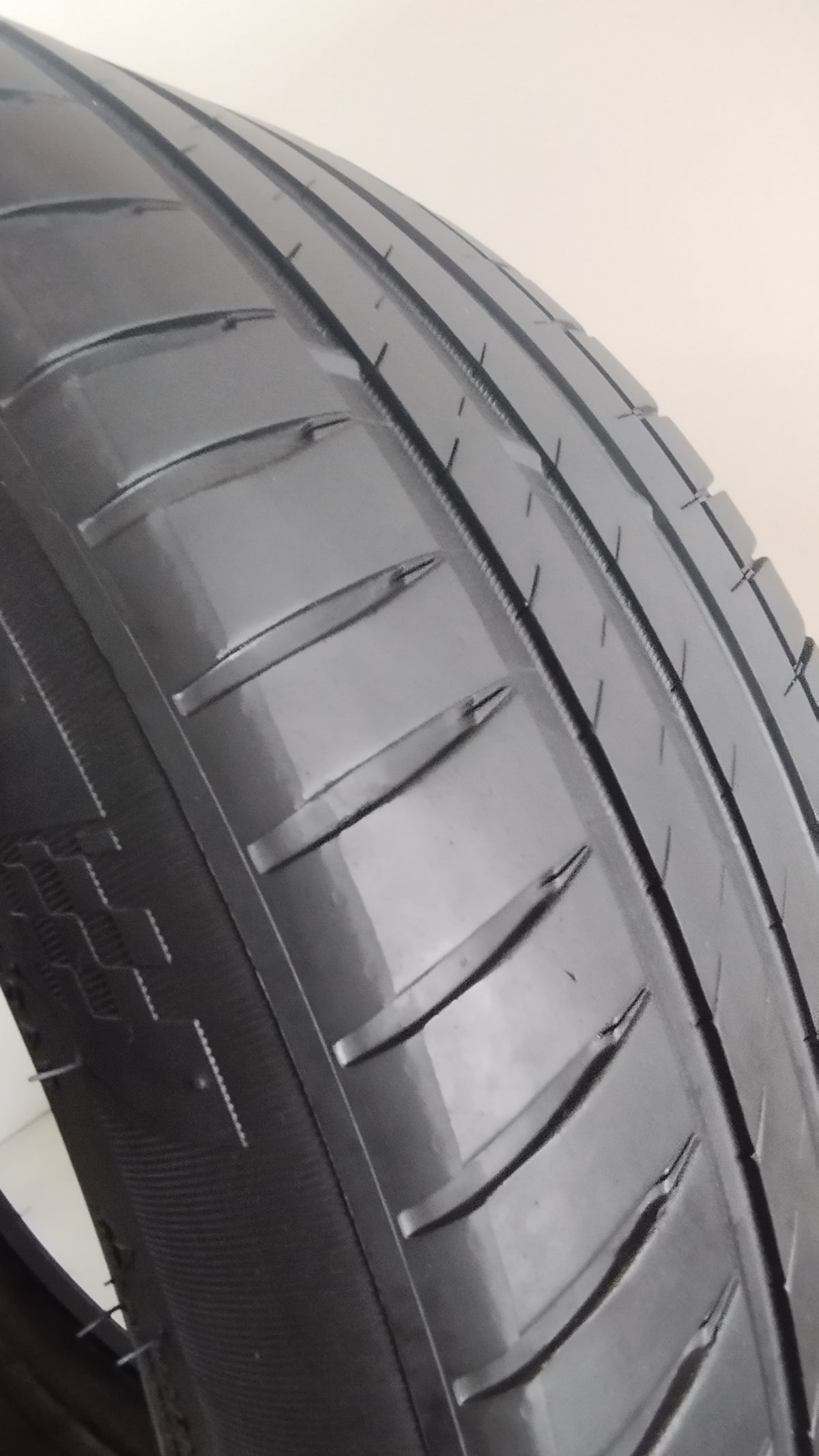 michelin 255/45 r20 pilot sport suv 4 cod.YY25