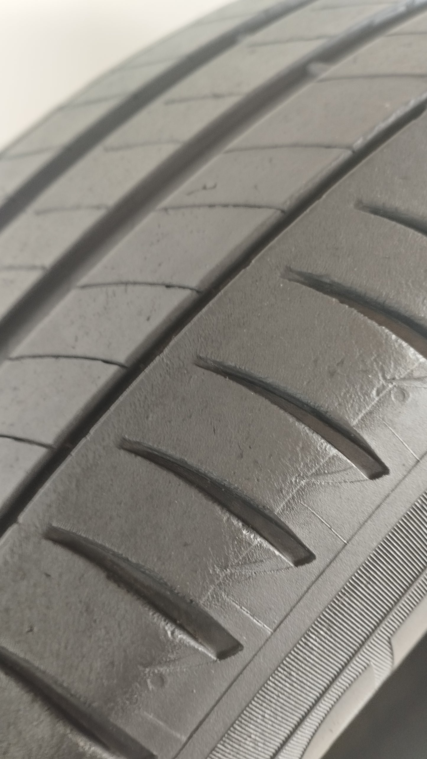 michelin 215/65 r17 primacy 4 S1 cod.YY266