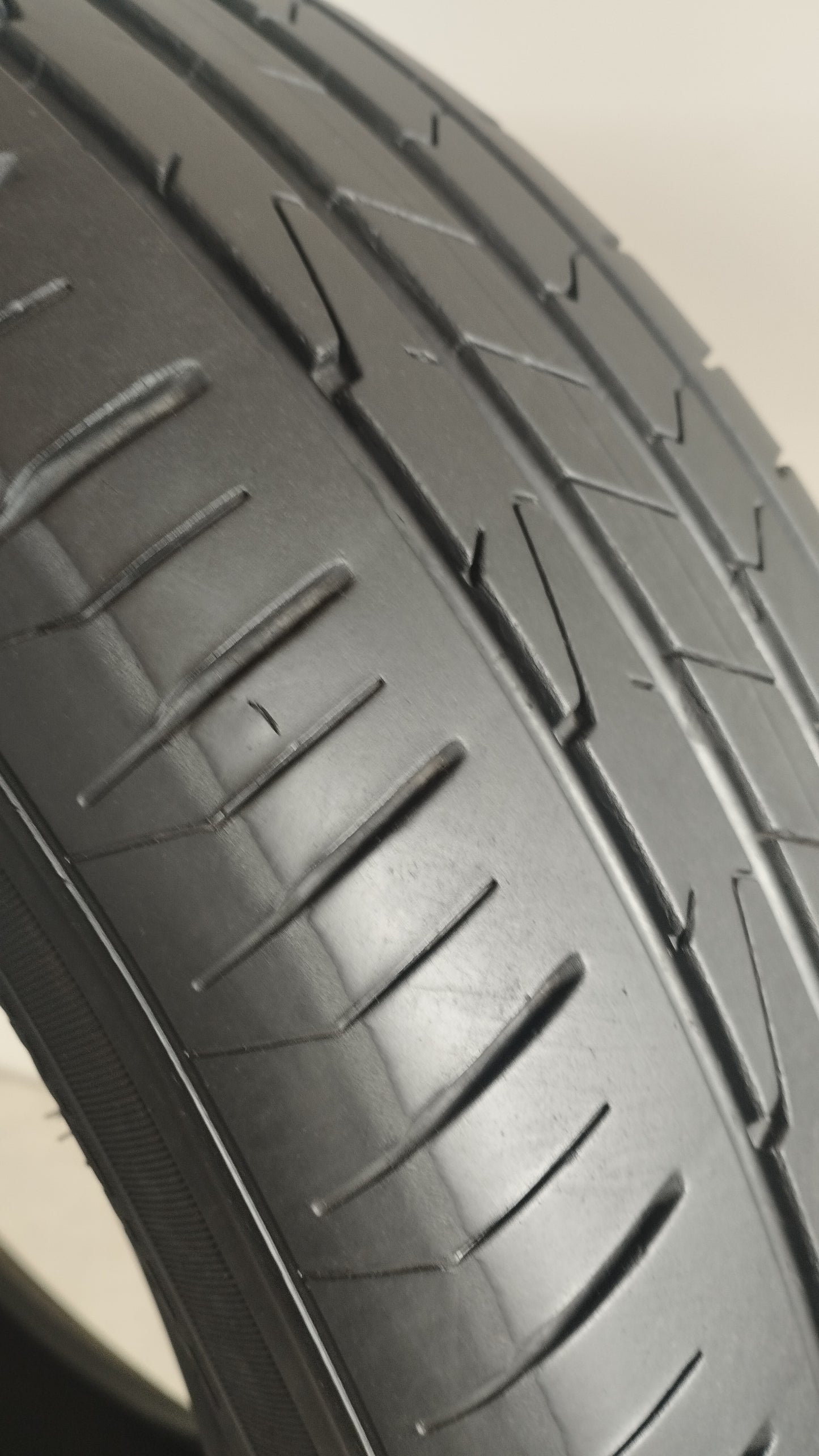 hankook 215/65 r17 ventus prime 3 x cod.YY269