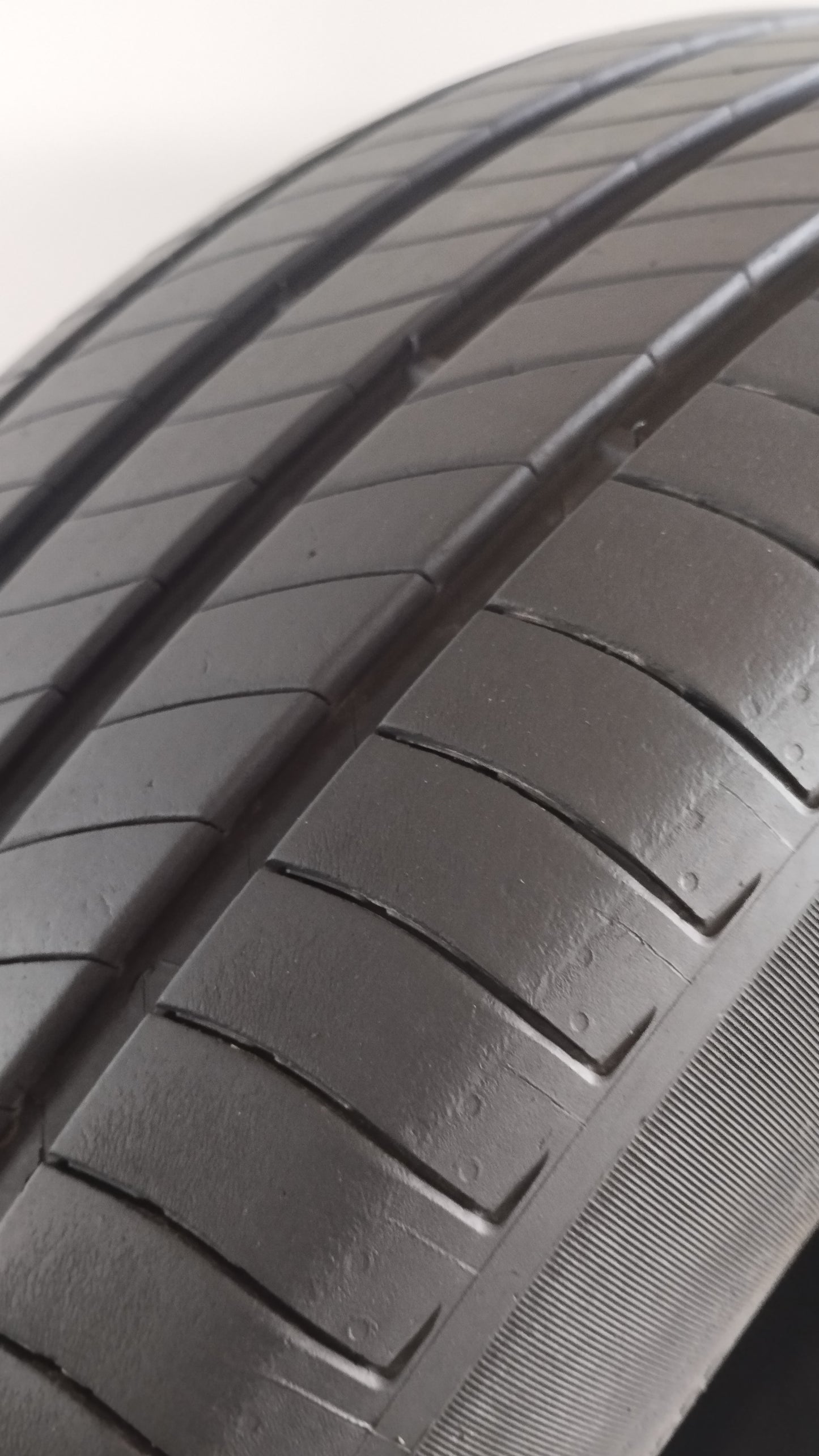 michelin 215/65 r17 primacy 4 cod.YY271