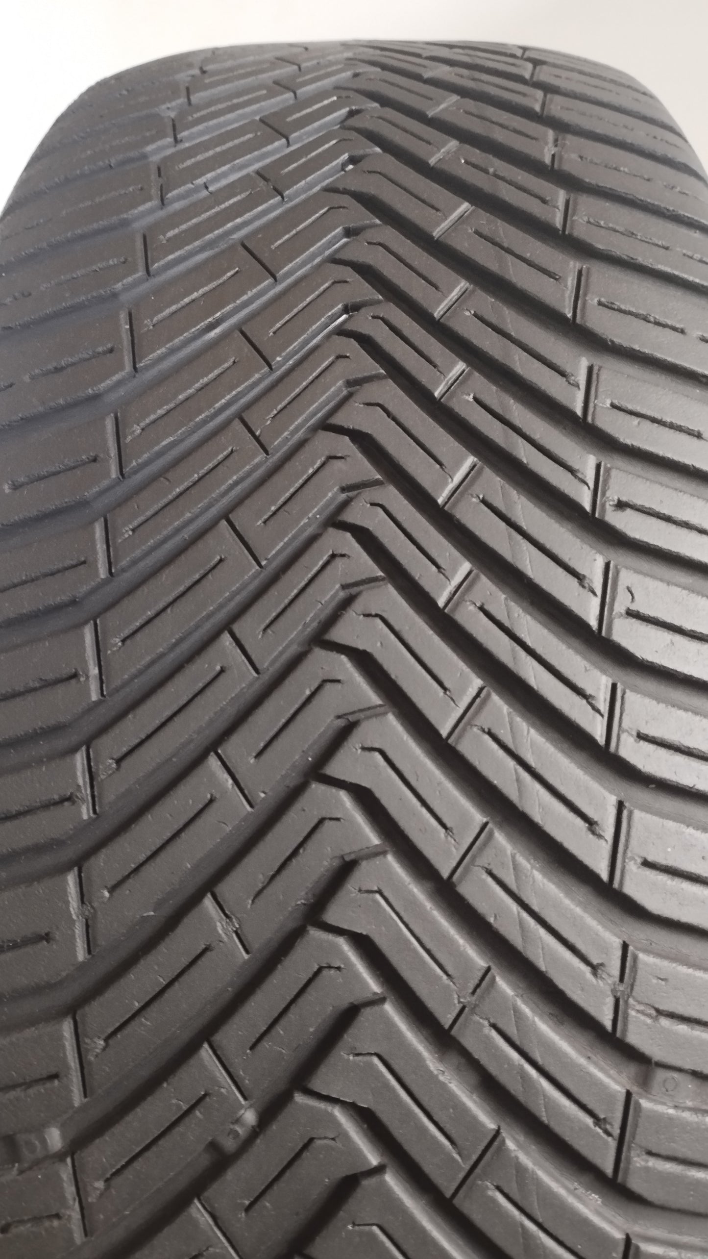 continental 225/60 r17 allseason contact cod.YY273