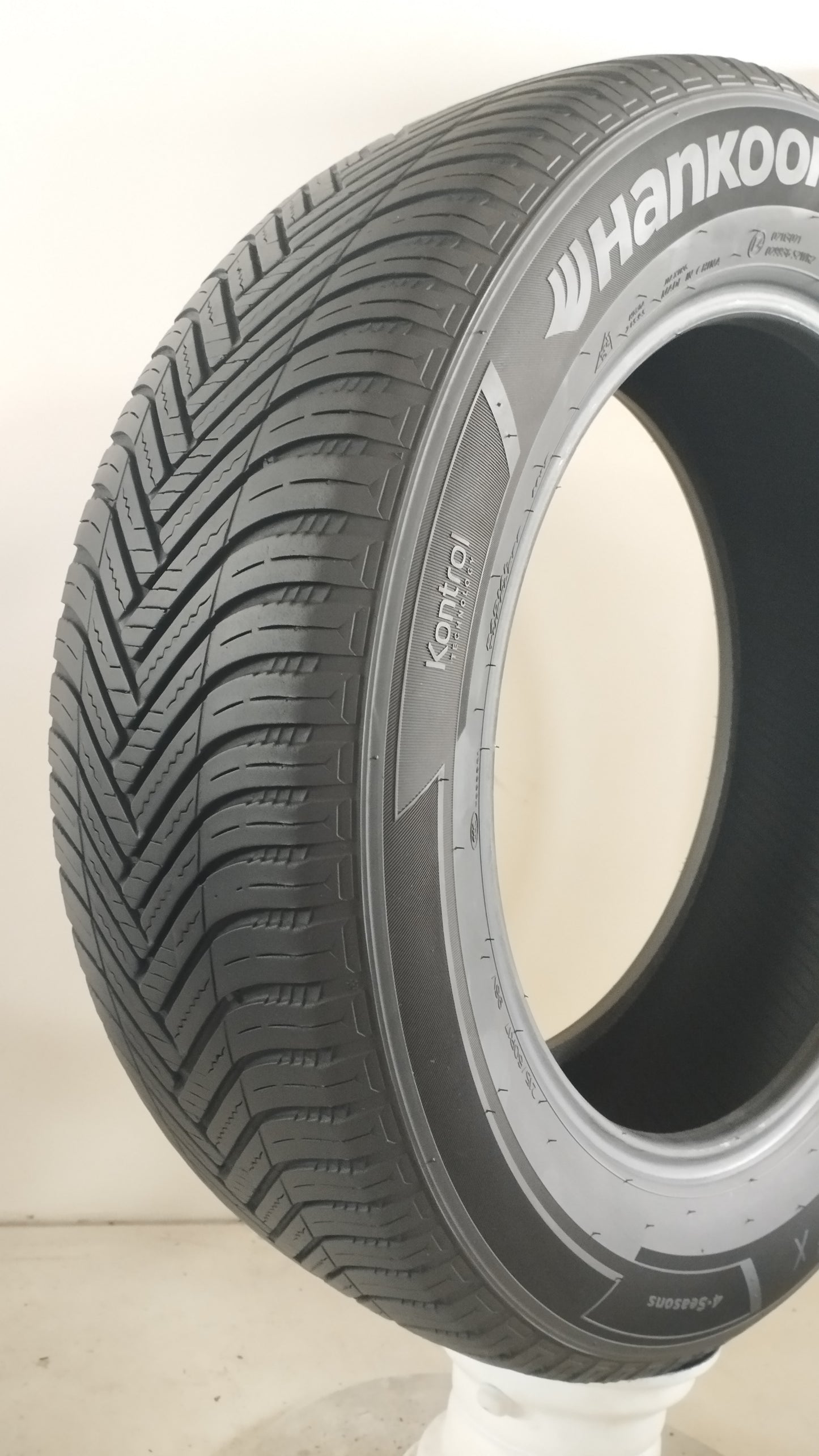 hankook 215/60 r17 kinergy 4s2x cod.YY274