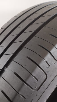 goodyear 215/60 r17 efficient grip cod.YY275