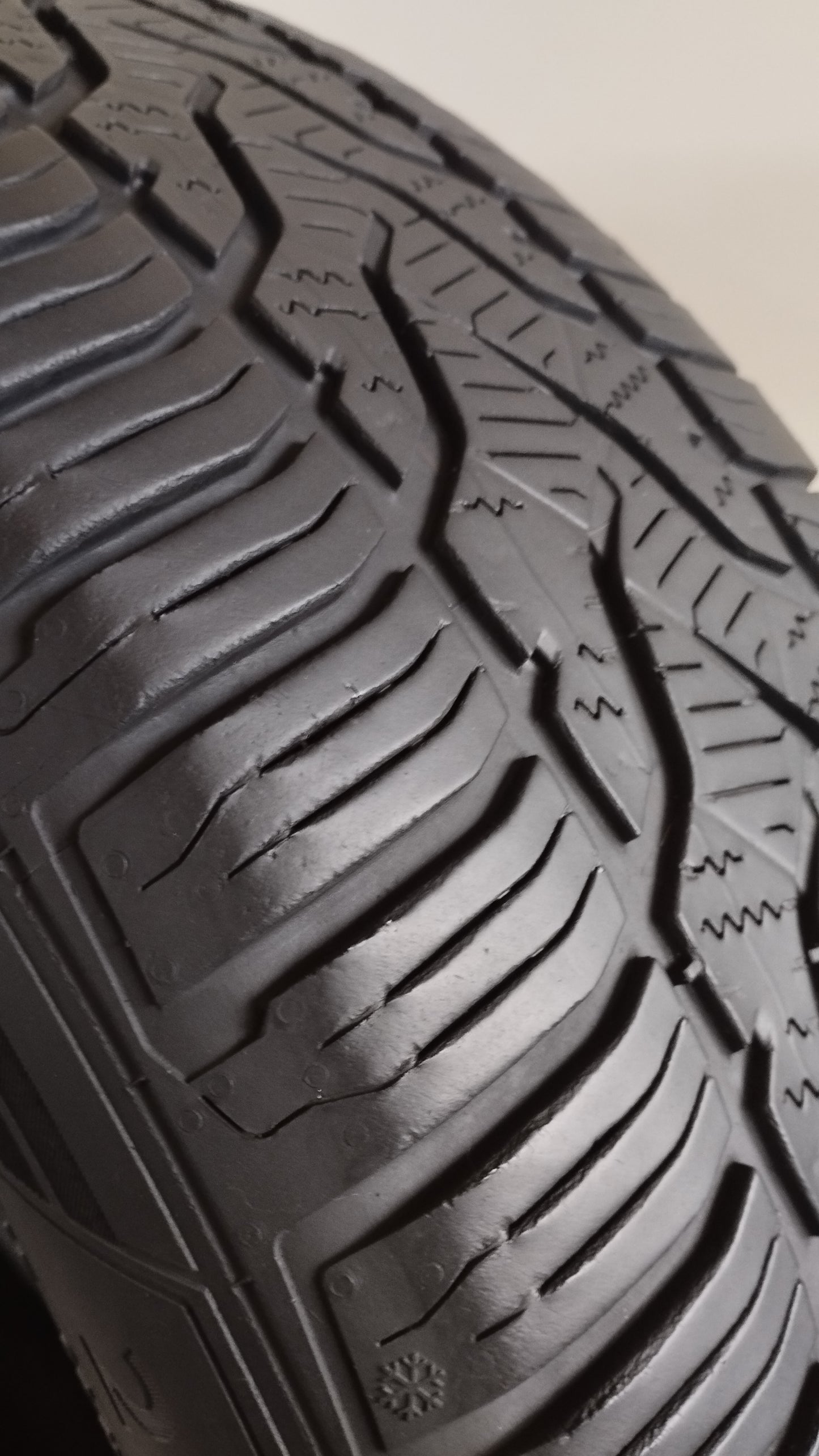 barum 215/60 r17 quartaris 5 cod.YY276