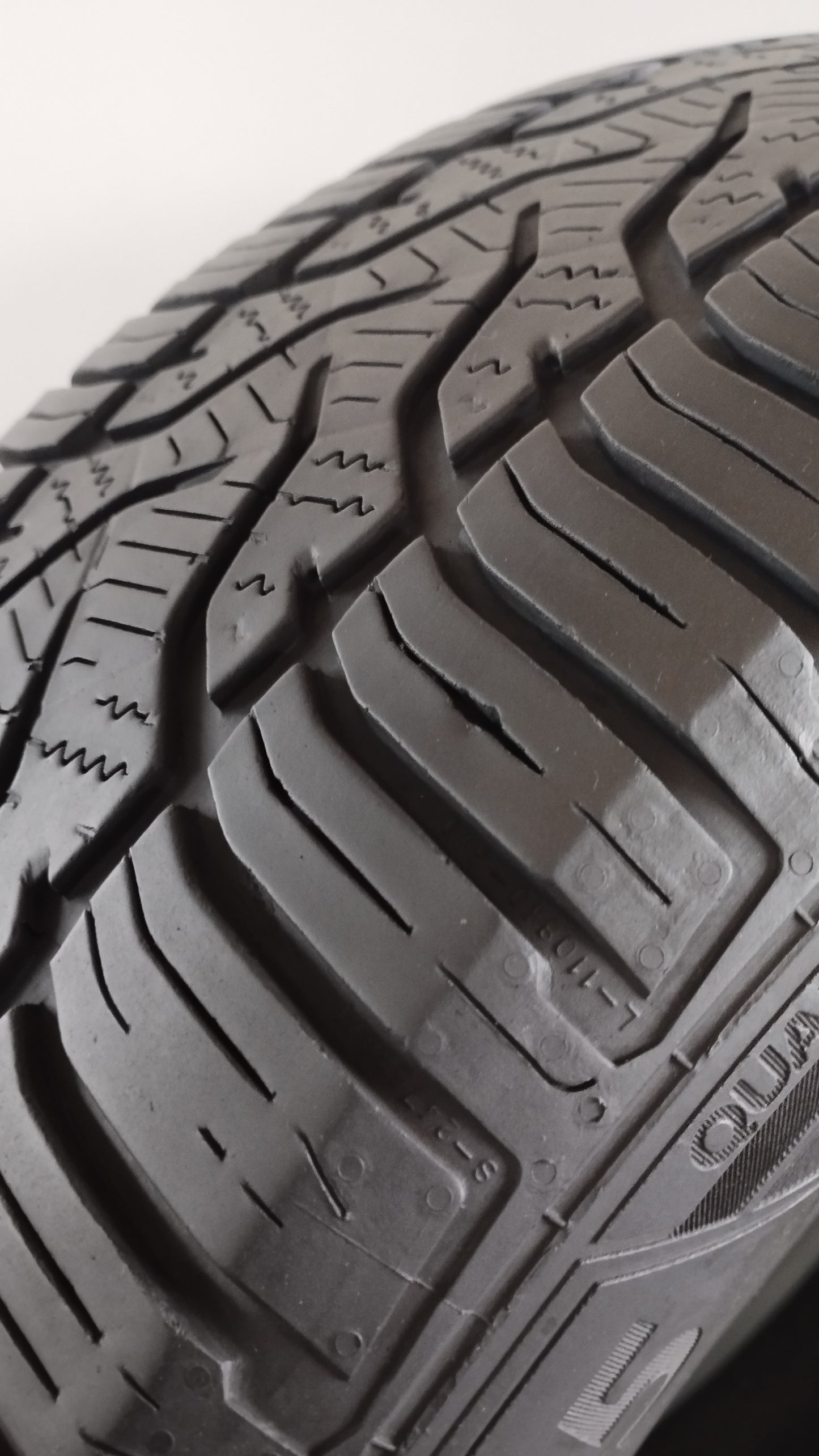 barum 215/60 r17 quartaris 5 cod.YY276
