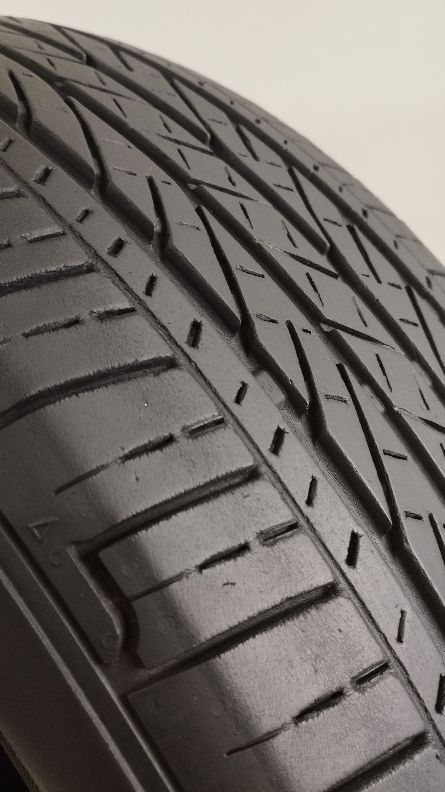 bridgestone 215/60 r17 dueler hp sport as cod.YY279