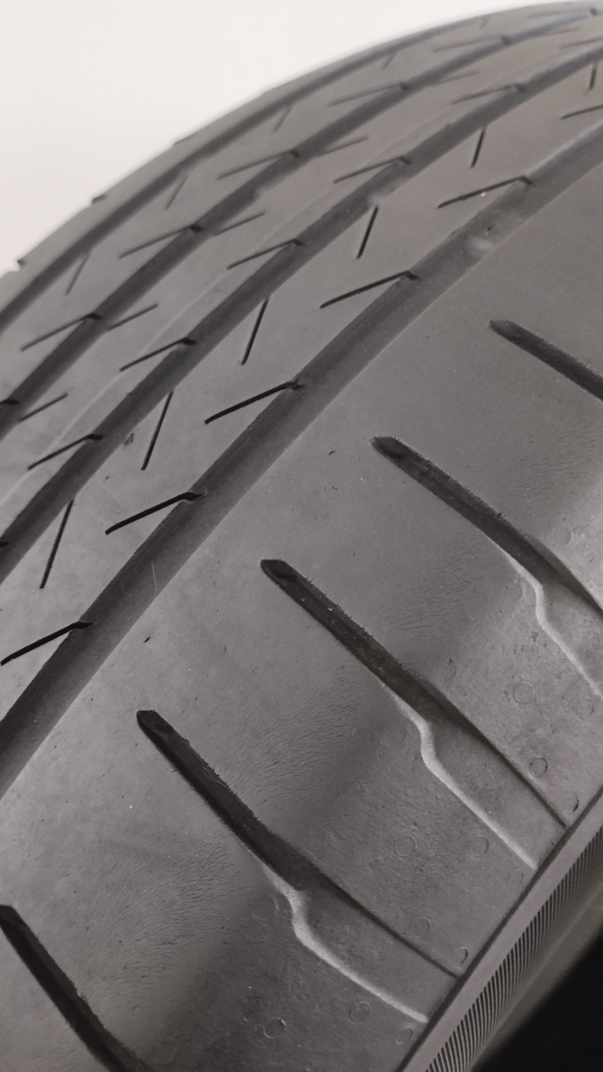 continental 215/60 r17 ecocontact 6q cod.YY282