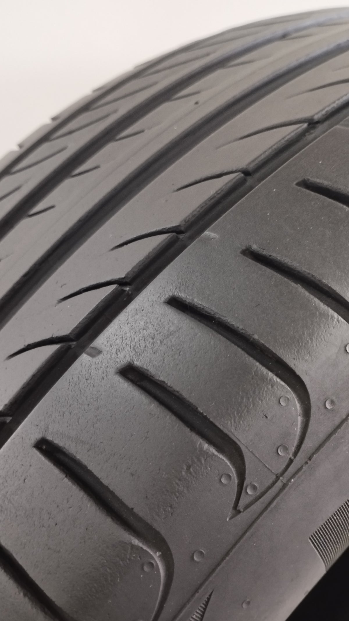 pirelli 215/60 r17 powergy cod.YY284