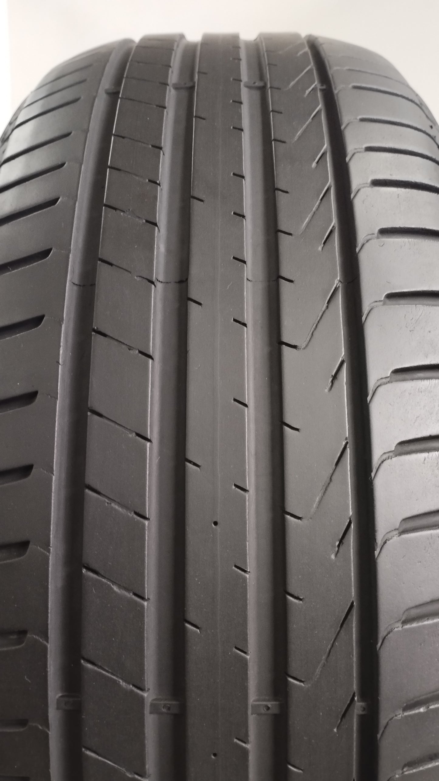 pirelli 215/55 r17 cinturarto p7 cod.YY287
