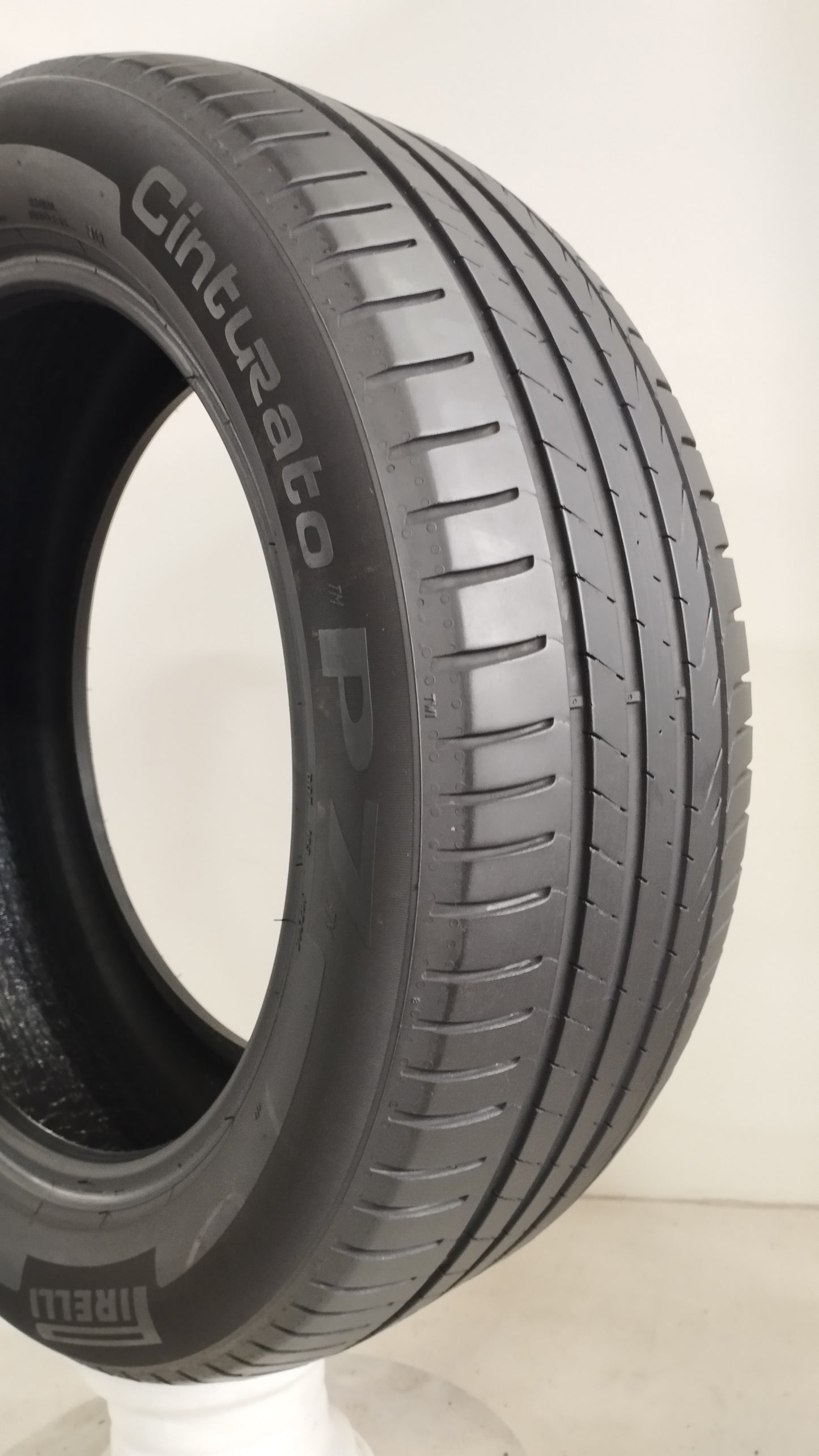pirelli 215/55 r17 cinturarto p7 cod.YY287