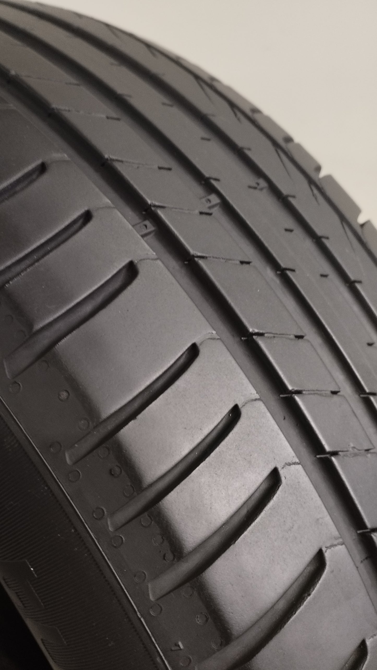 pirelli 215/55 r17 cinturarto p7 cod.YY287