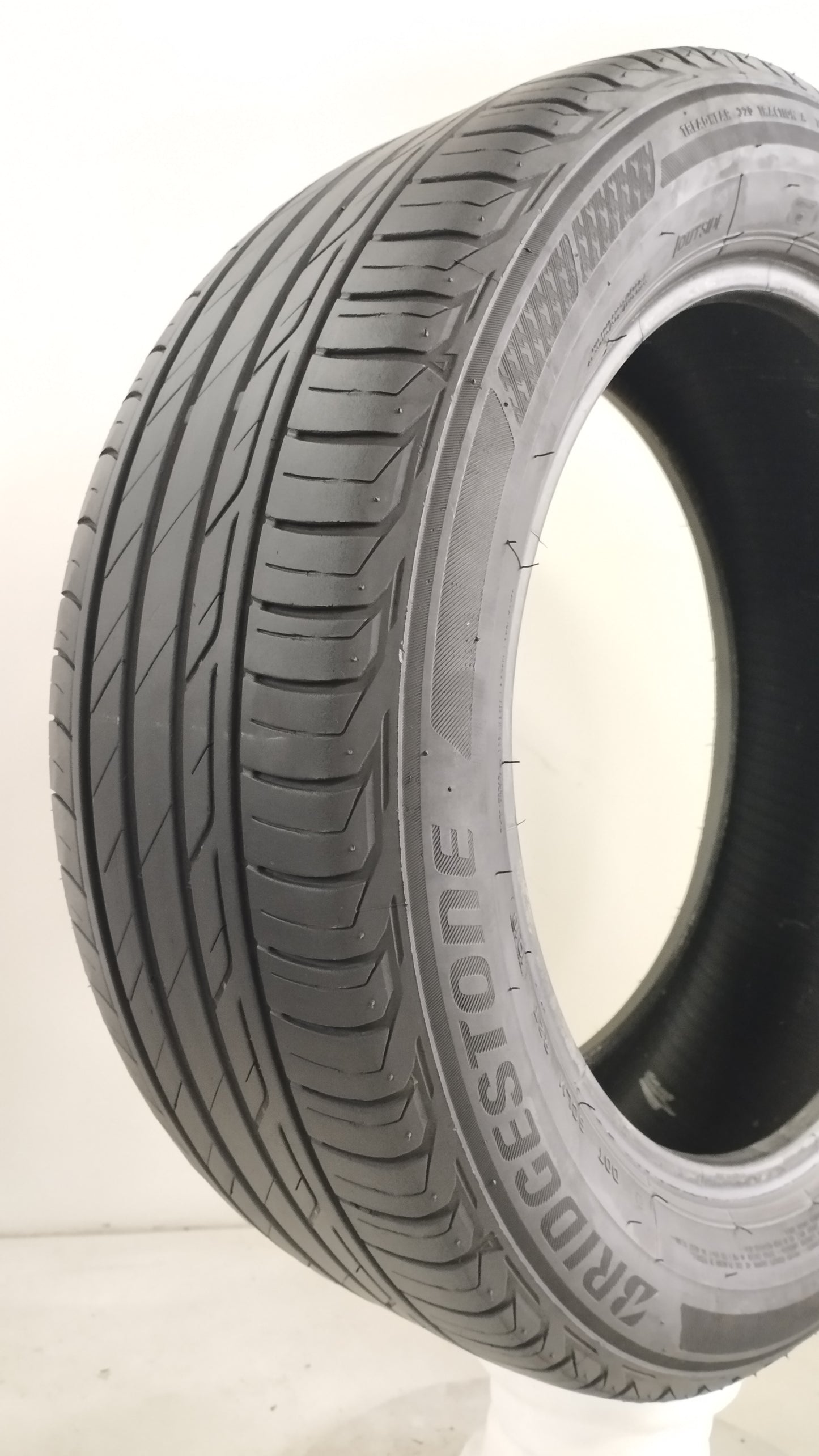 bridgestone 215/55 r17 t001 turanza cod.YY290