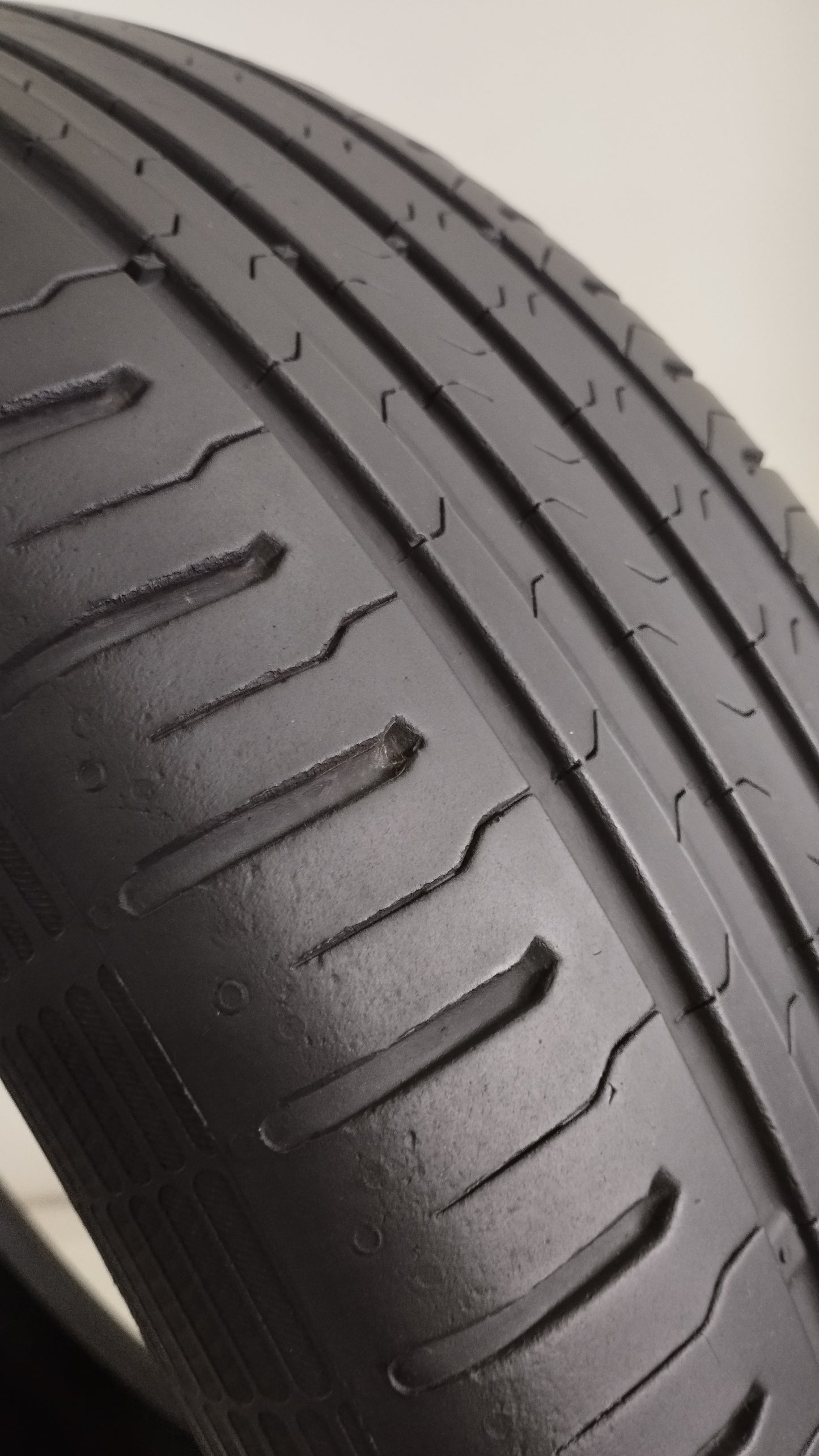 Continental 215/55 r17 contiecocontact 5 cod.YY291