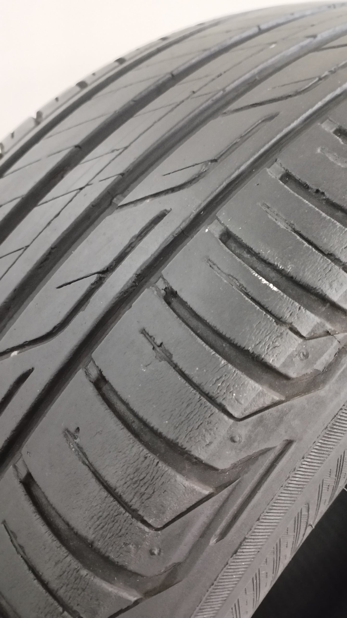 bridgestone 215/55 r17 t001 turanza ao cod.YY299