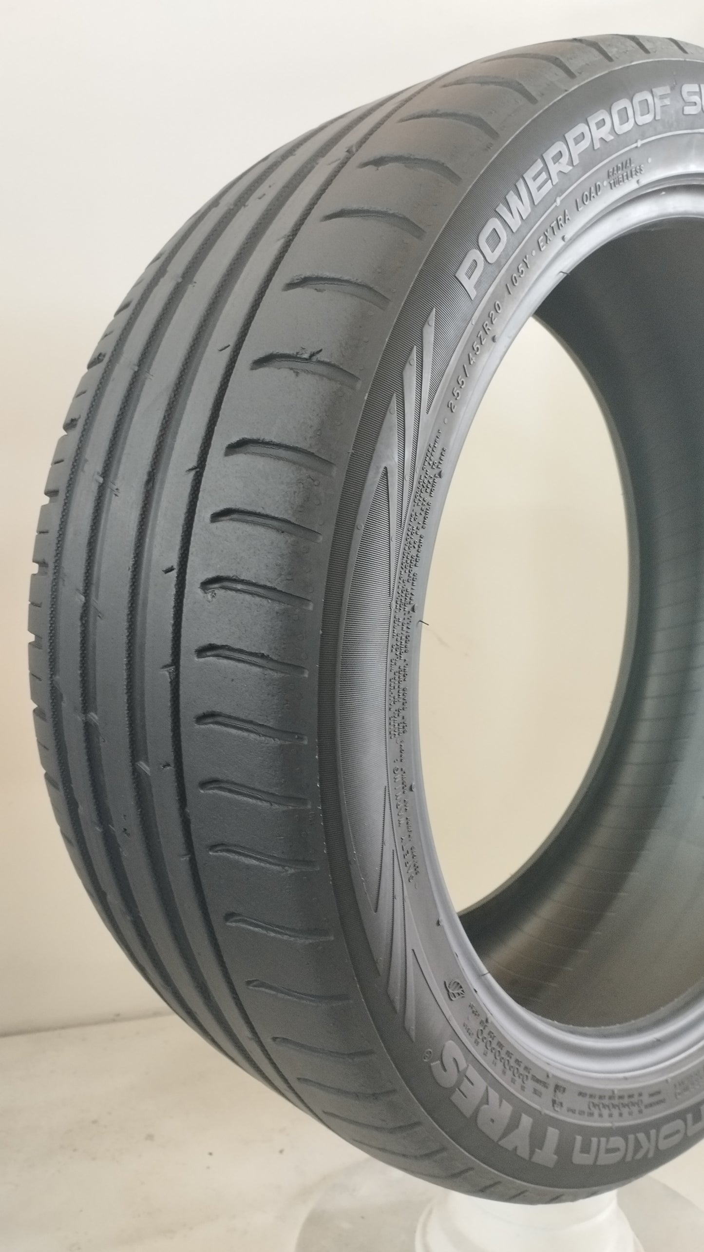 nokian 255/45 r20 power proof suv cod.YY29
