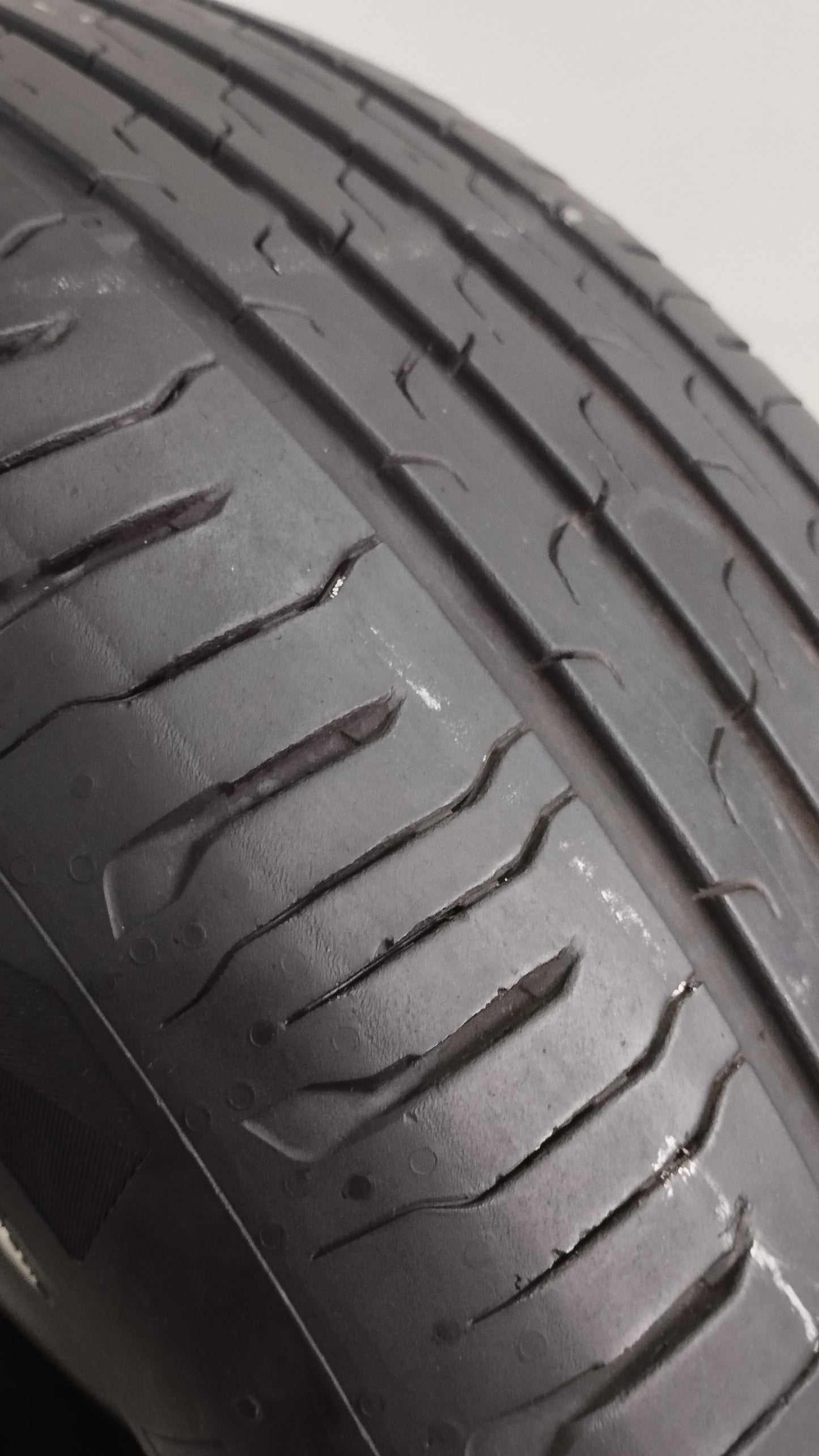Continental 215/55 r17 ecocontact 6 cod.YY300
