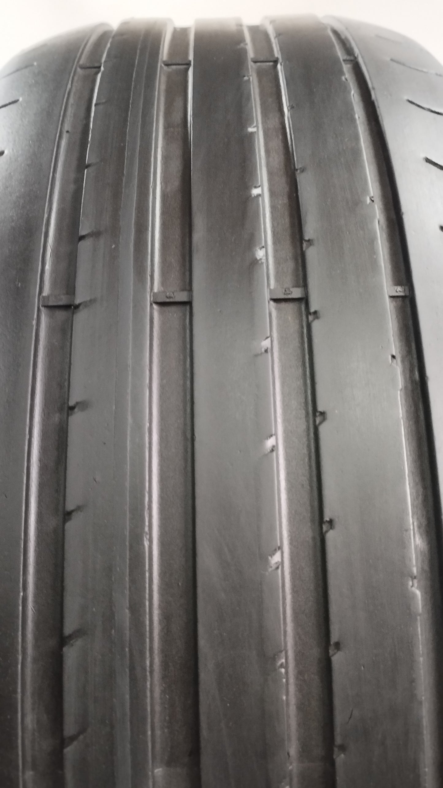 sava 215/55 r17 intesa uhp2 cod.YY301