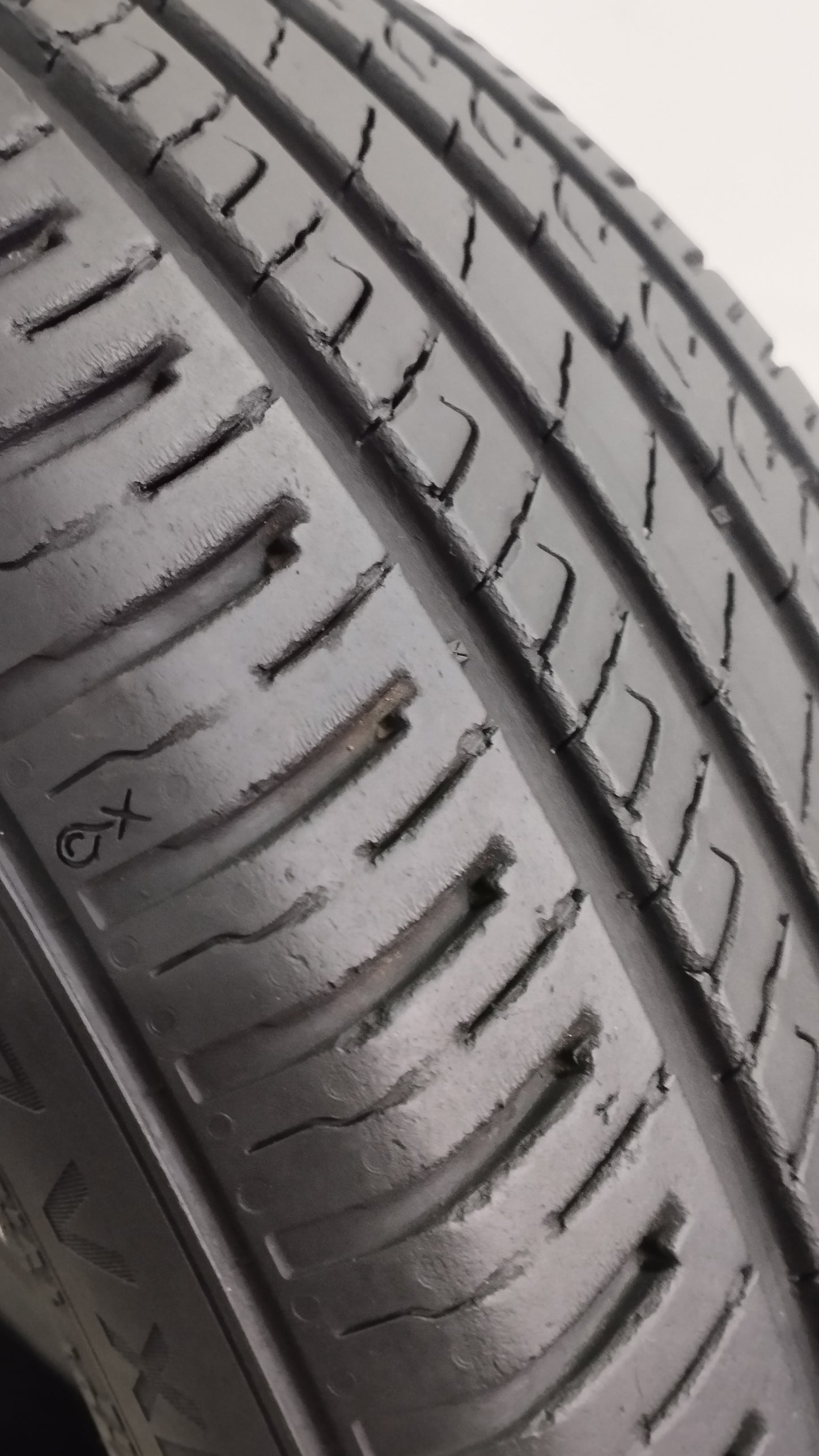 barum 205/55 r17 bravuris 5 hm cod.YY304