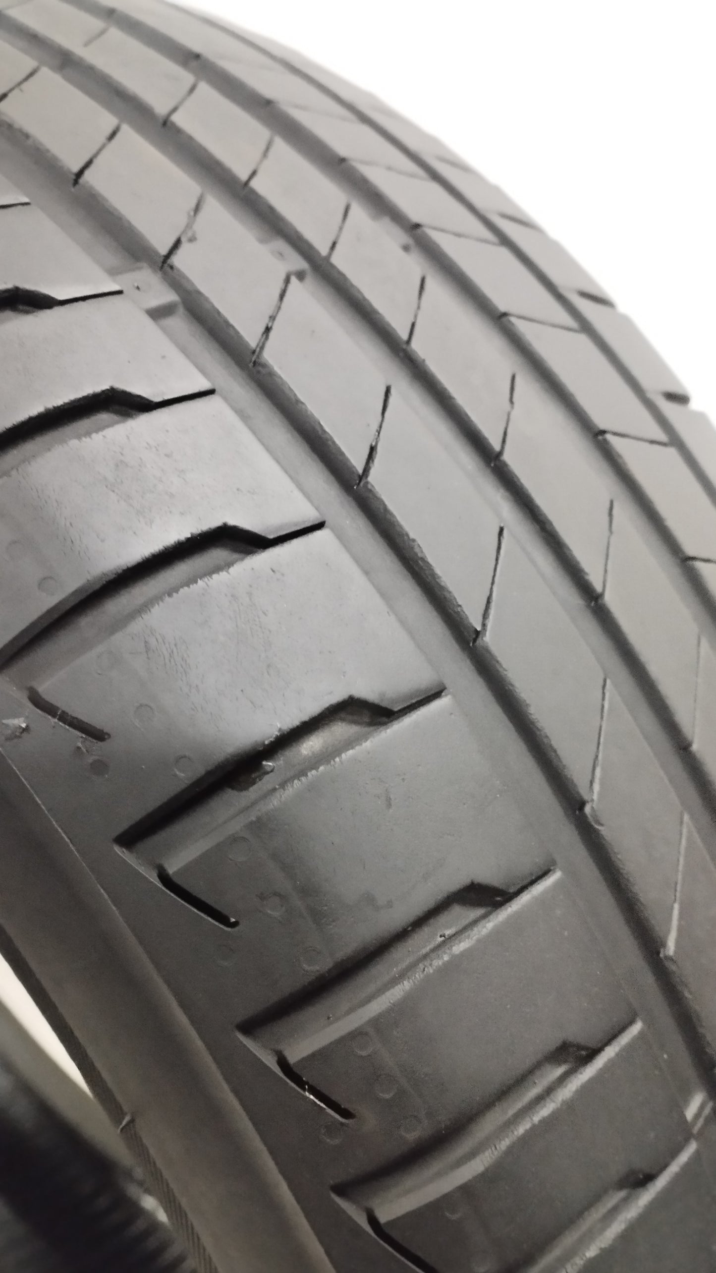 bridgestone 205/55 r17 t005 turanza mo cod.YY306