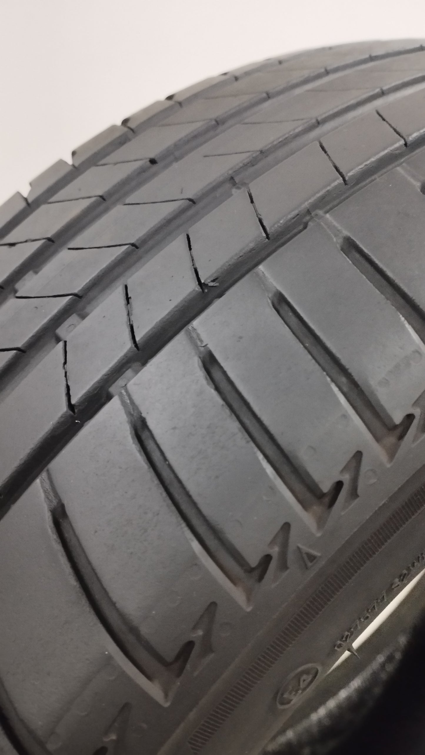 bridgestone 205/55 r17 t005 turanza mo cod.YY306