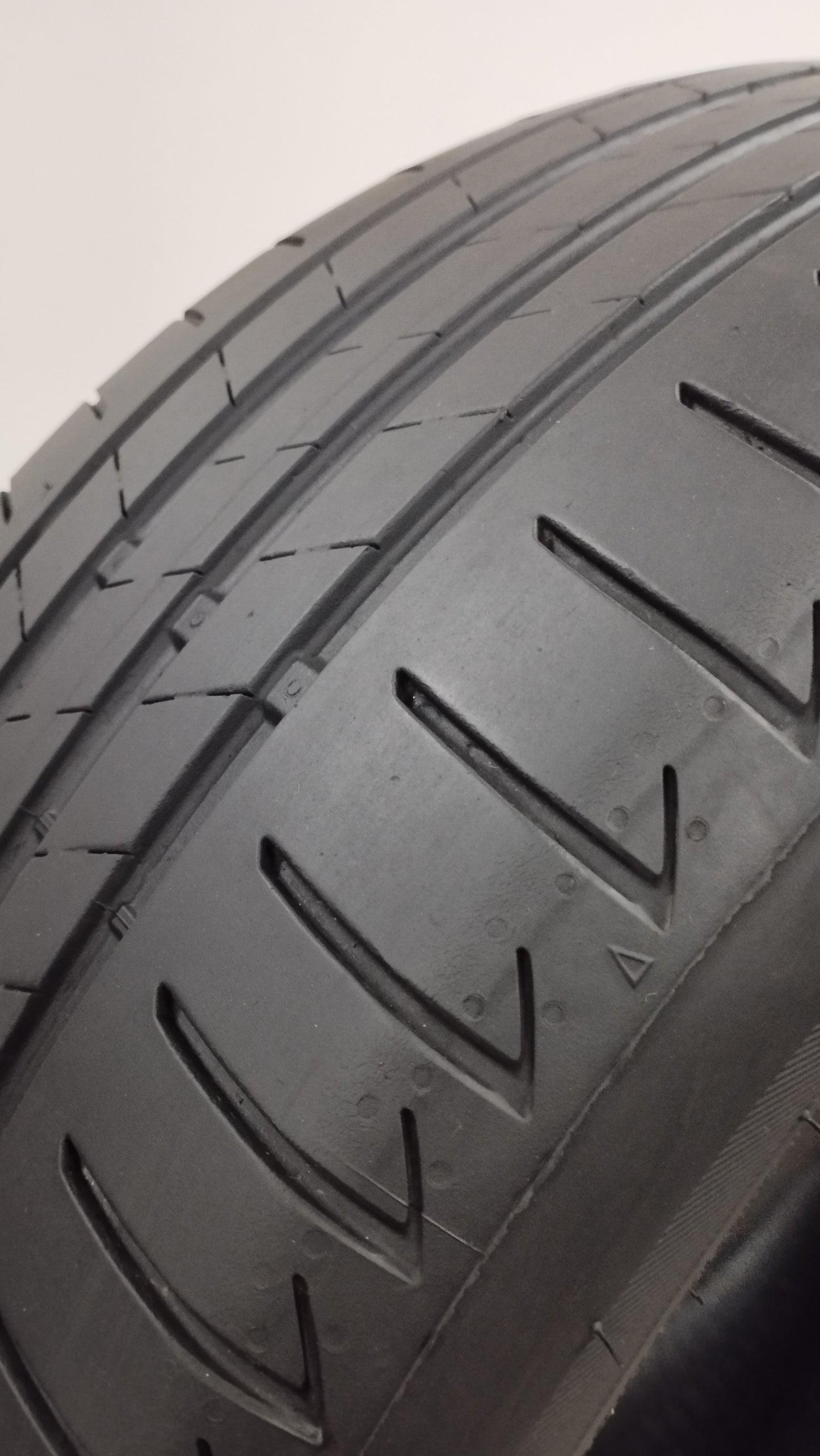 bridgestone 225/50 r17 t005 turanza cod.YY308