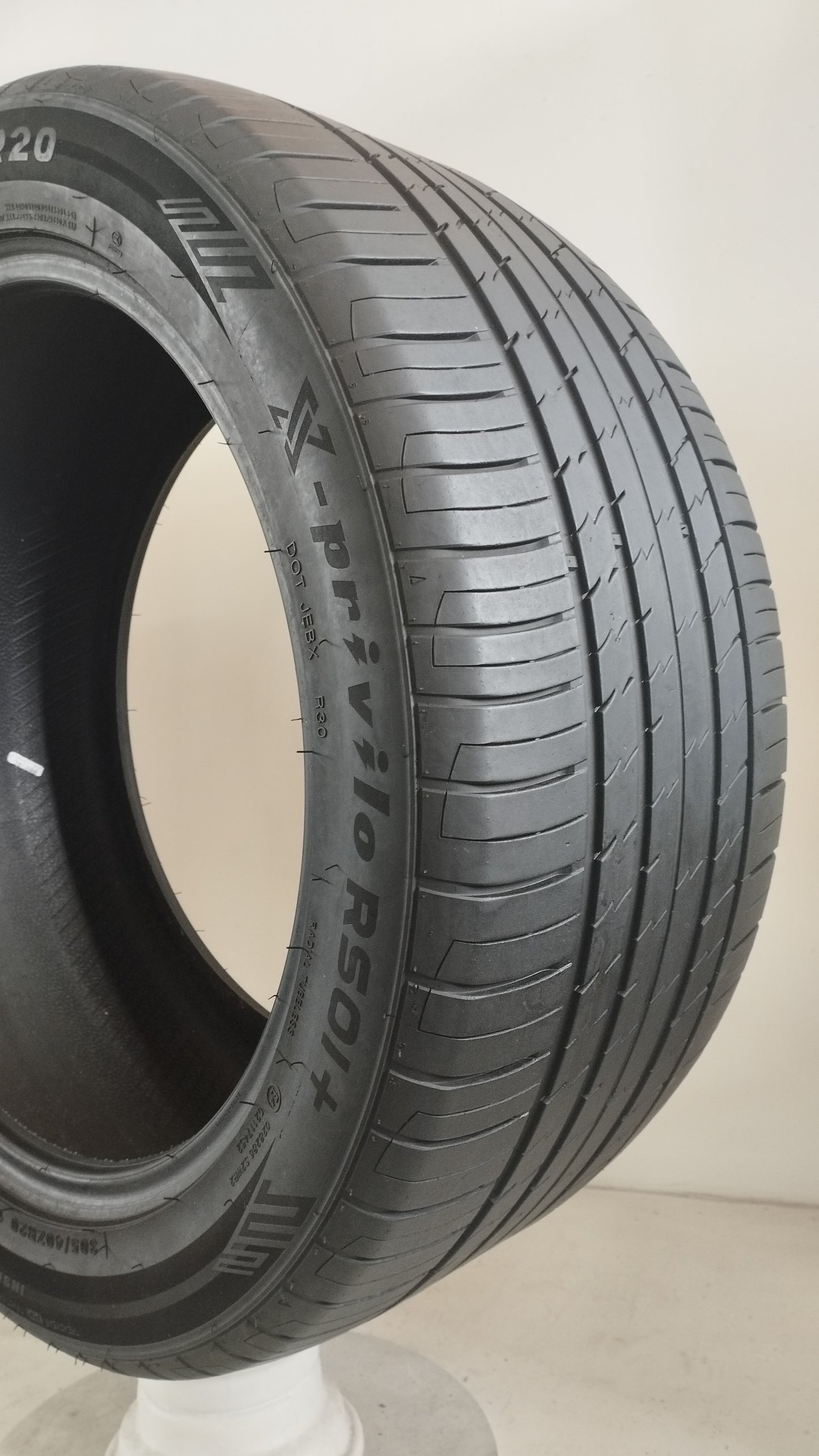 tracmax 305/40 r20 xprivilo rs01+ cod.YY30