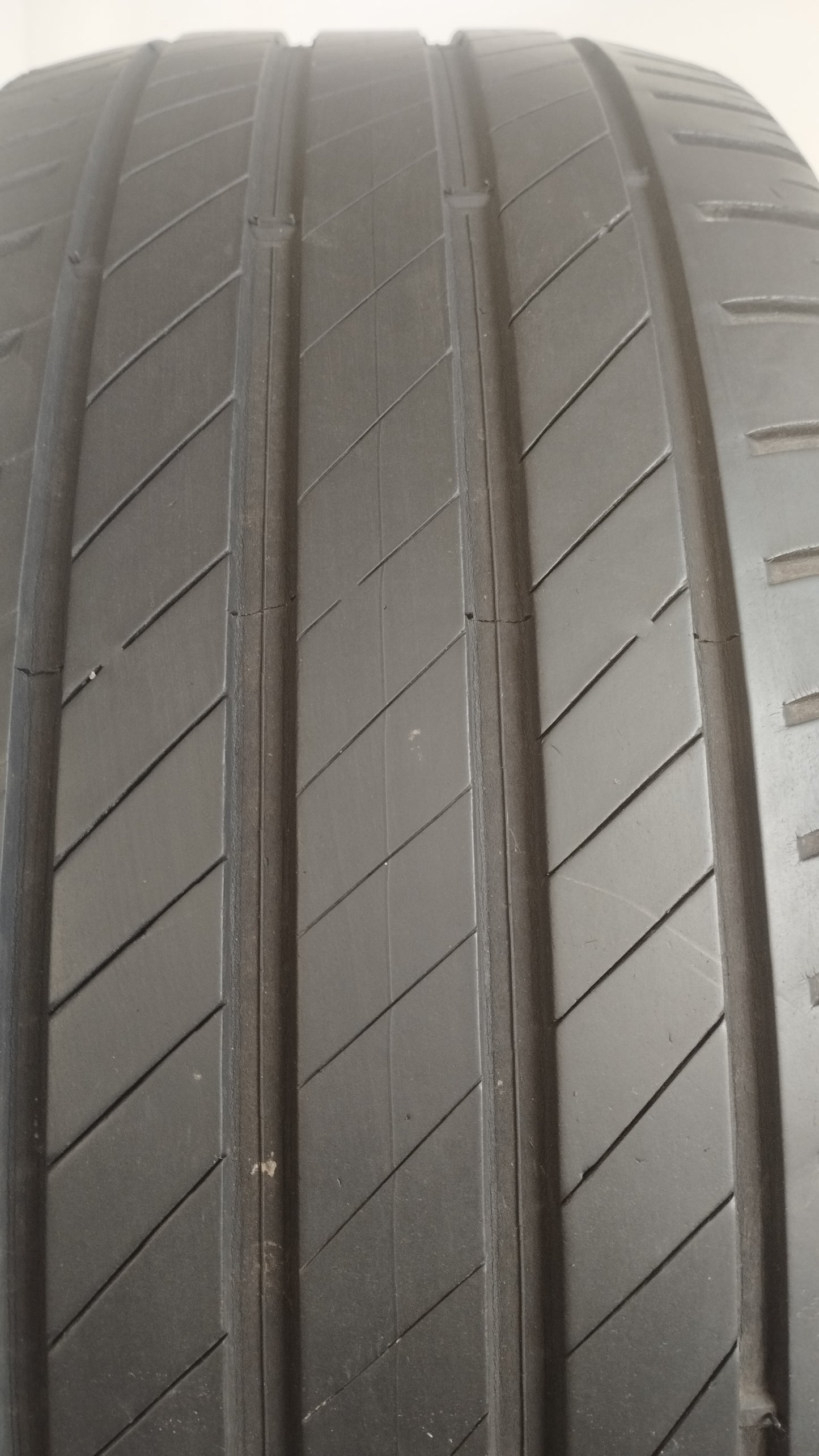 kleber 225/50 r17 dynaxer hp4 cod.YY311