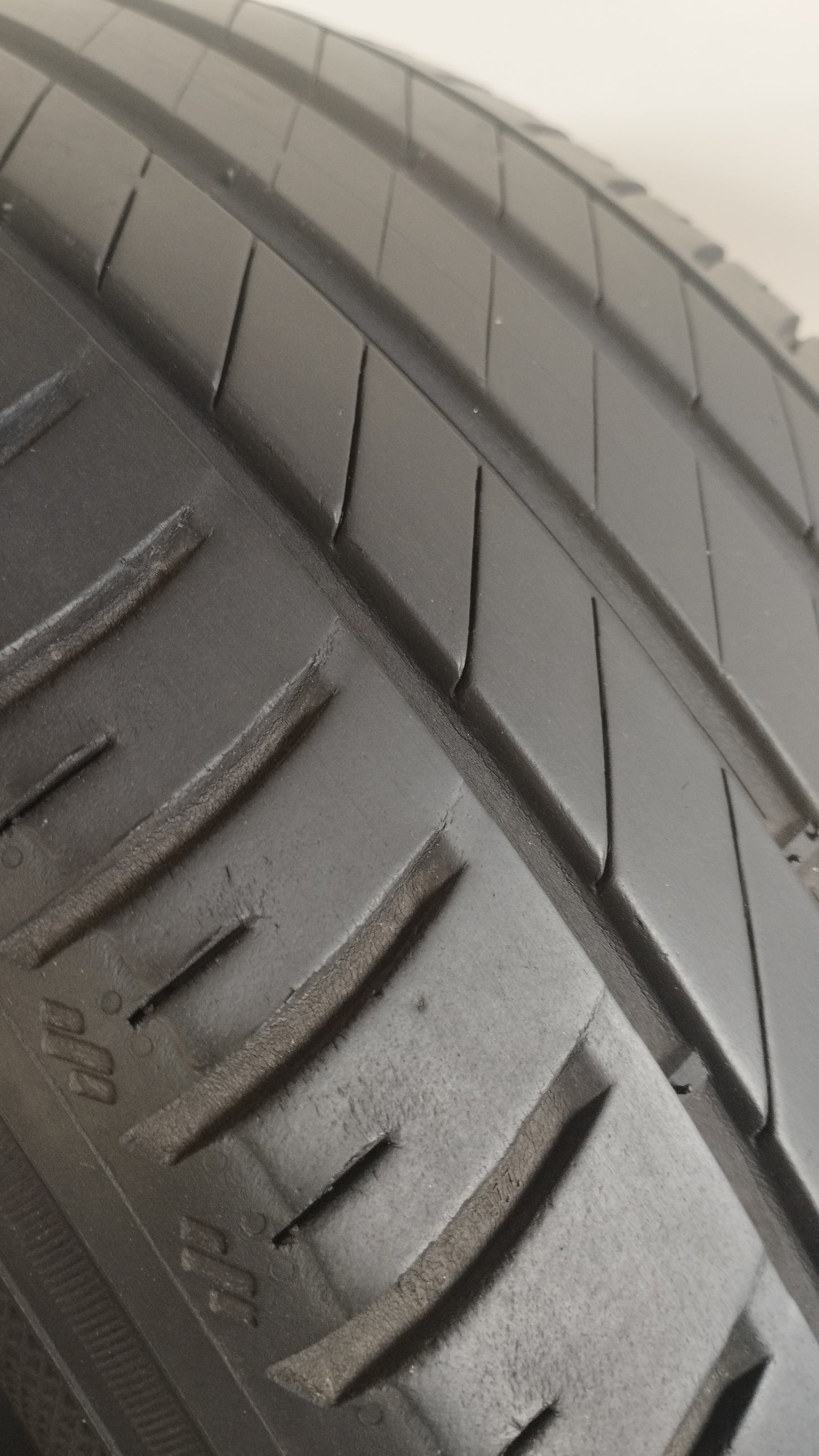 kleber 225/50 r17 dynaxer hp4 cod.YY311