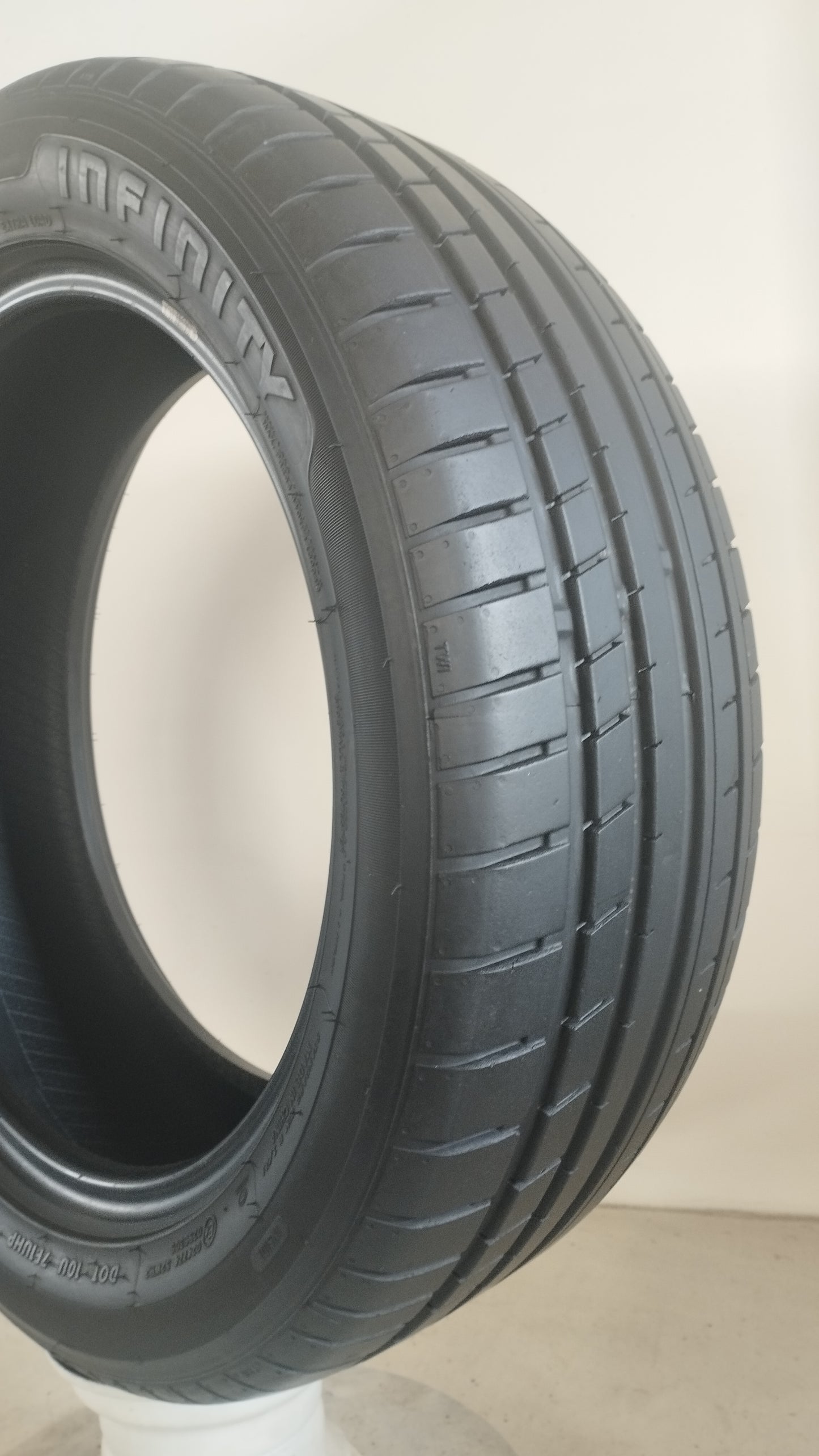 infinity 205/55 r17 ecomax cod.YY312