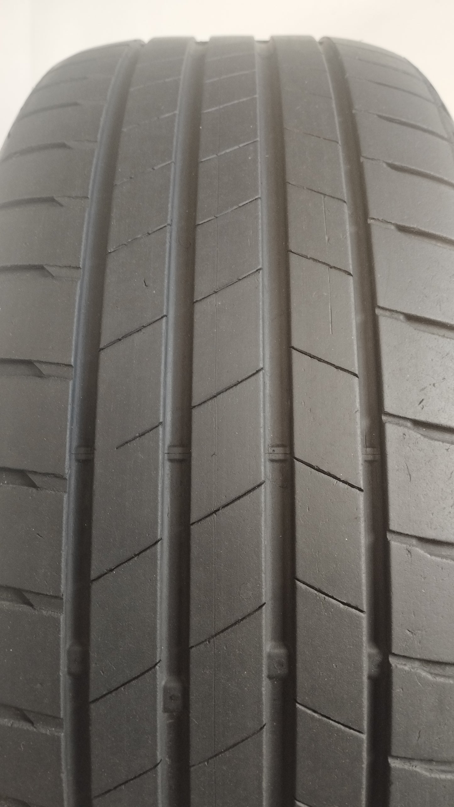 bridgestone 215/50 r17 t005 turanza cod.YY316