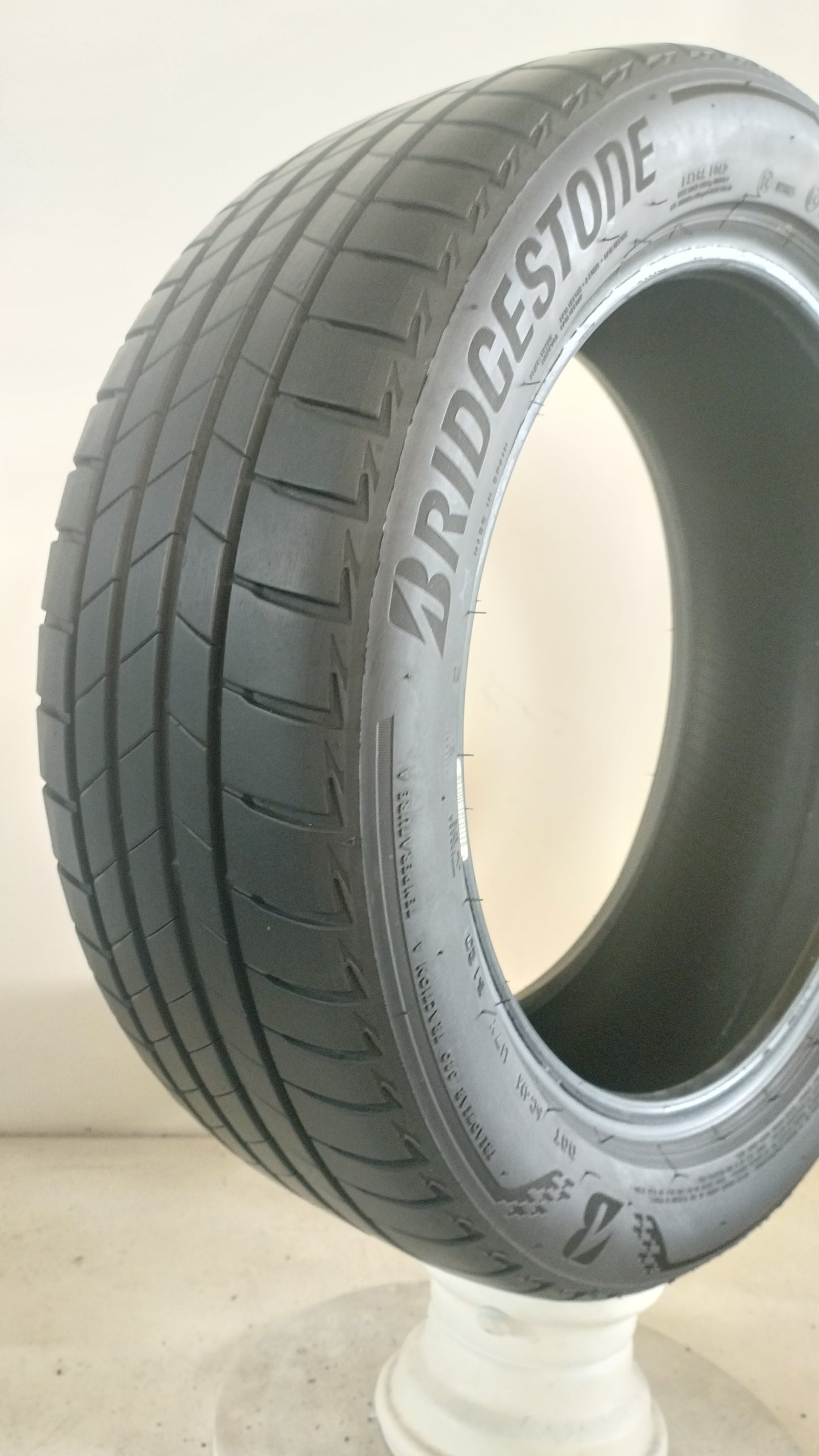 bridgestone 215/50 r17 t005 turanza cod.YY317