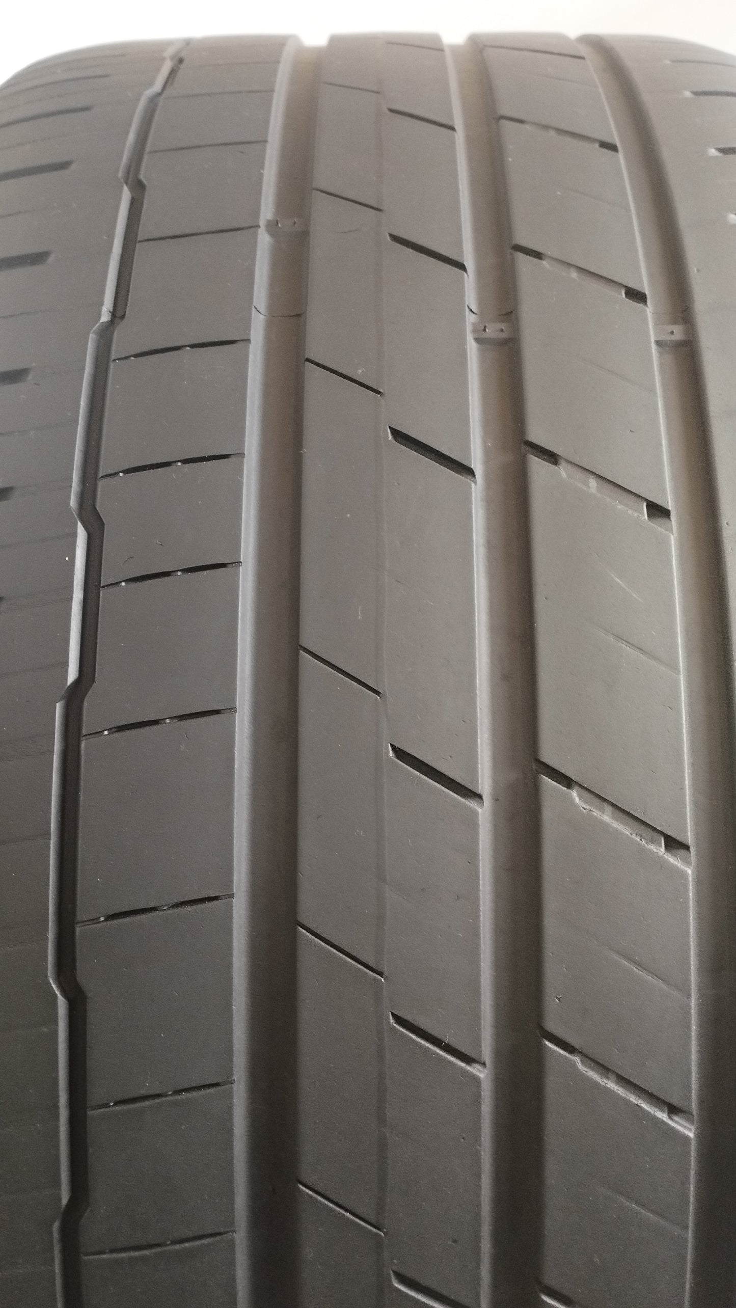 hankook 305/40 r20 ventus s1 evo 3 suv run flat cod.YY31
