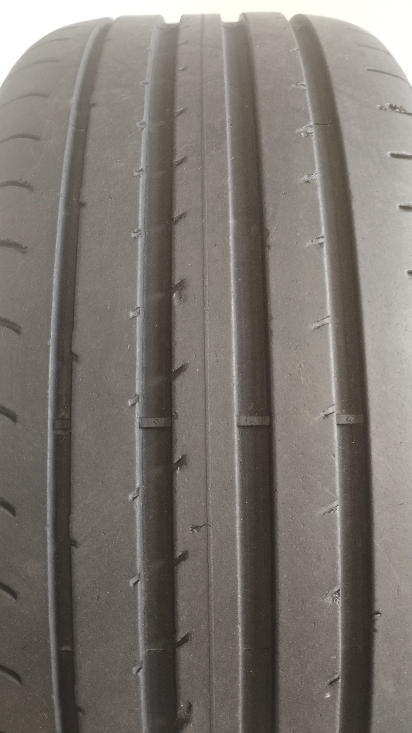 sava 225/45 r17 intensa uhp 2 cod.YY326
