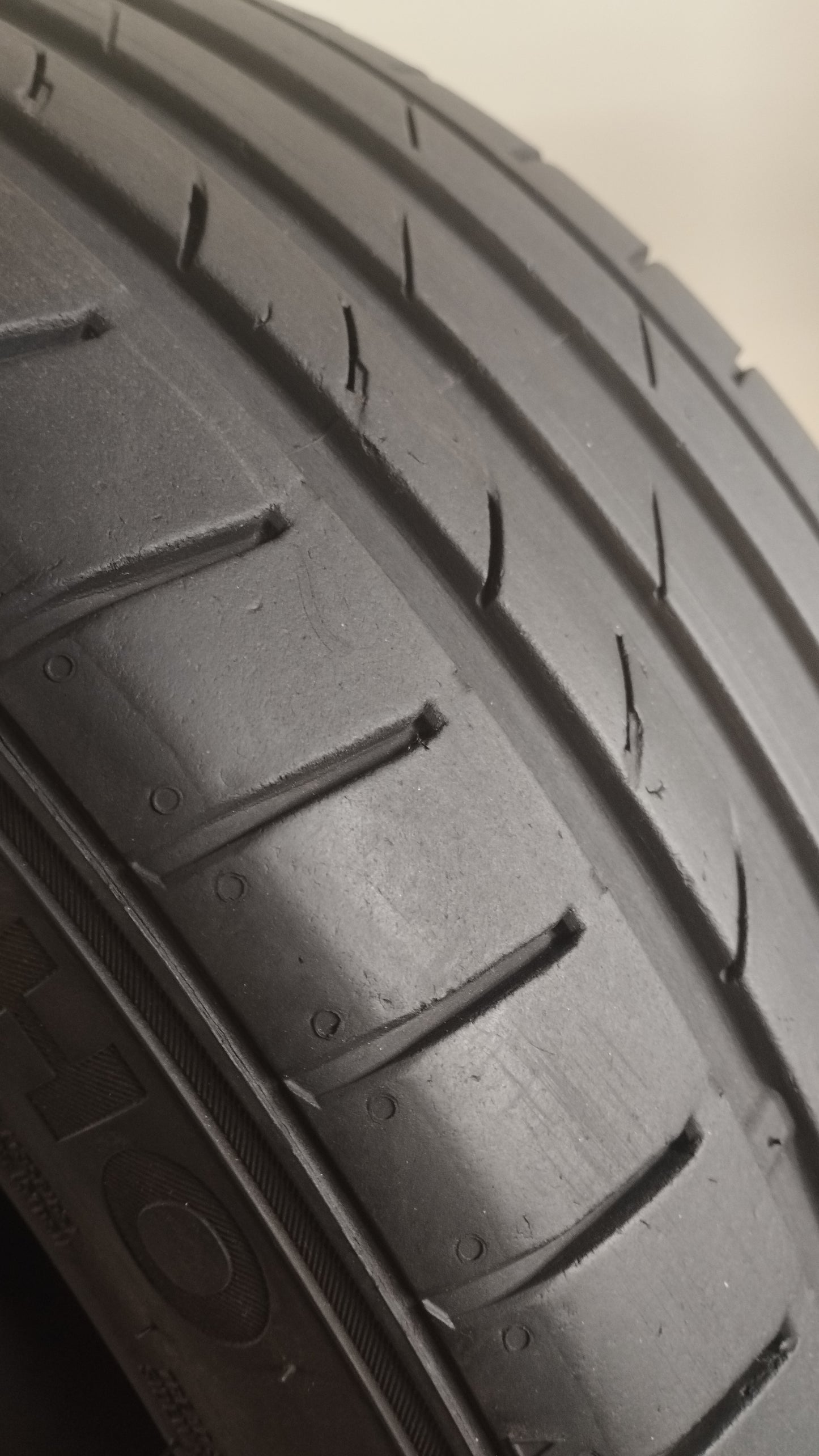 kumho 225/45 r17 ecsta ps 71 cod.YY331