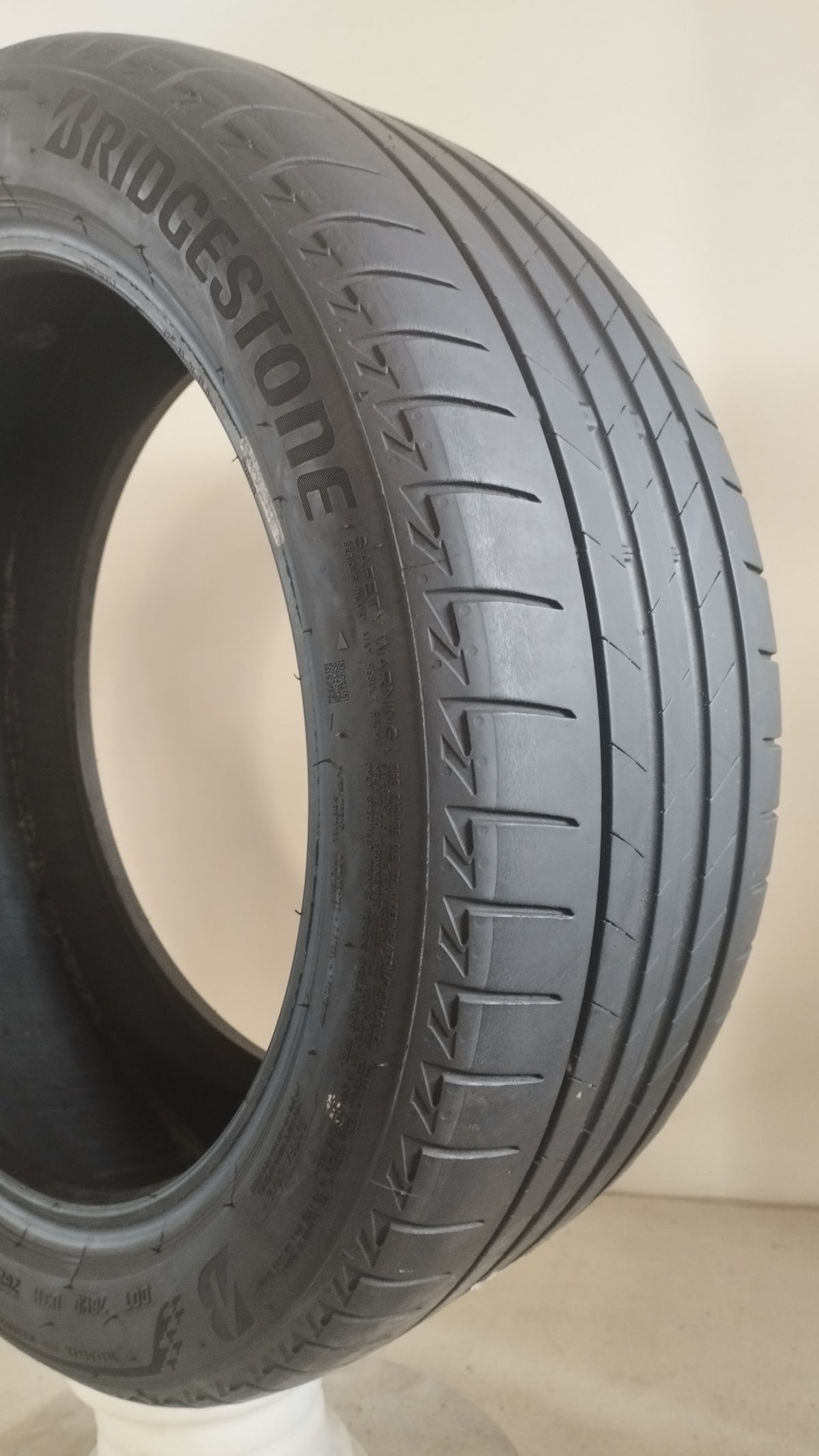 bridgestone 225/45 r17 t005 turanza cod.YY332