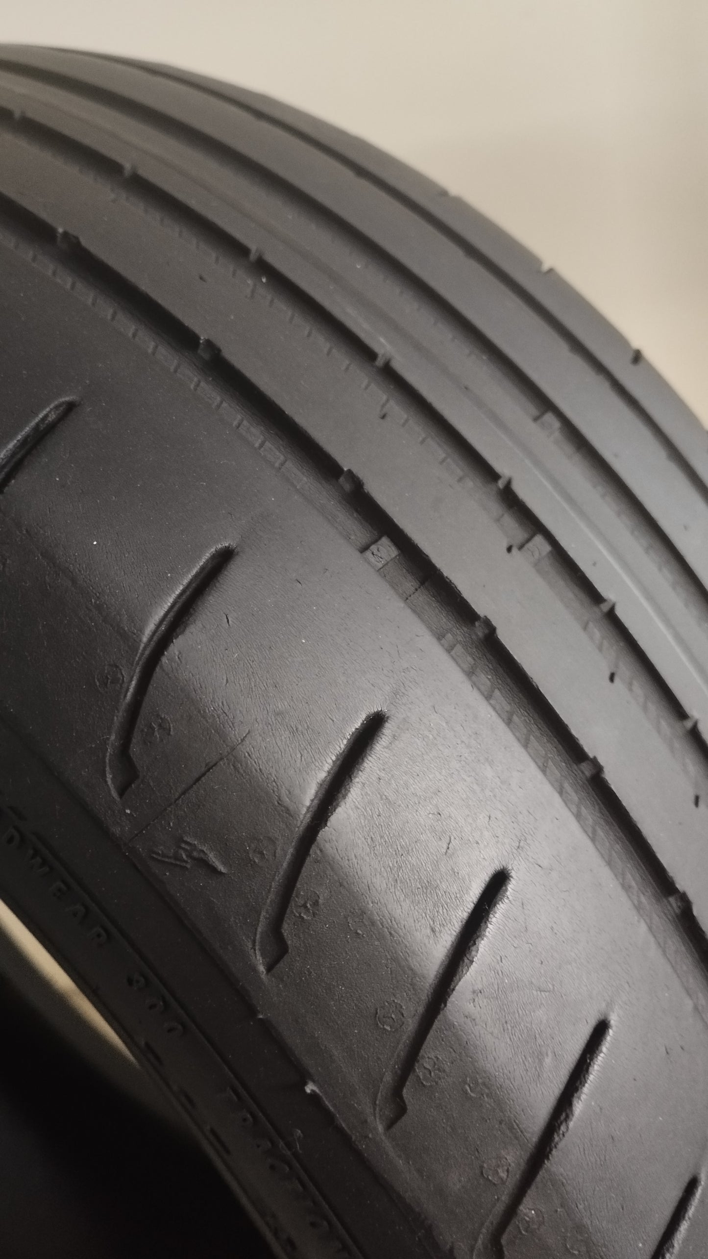 goodyear 225/45 r17 eagle f1 cod.YY335