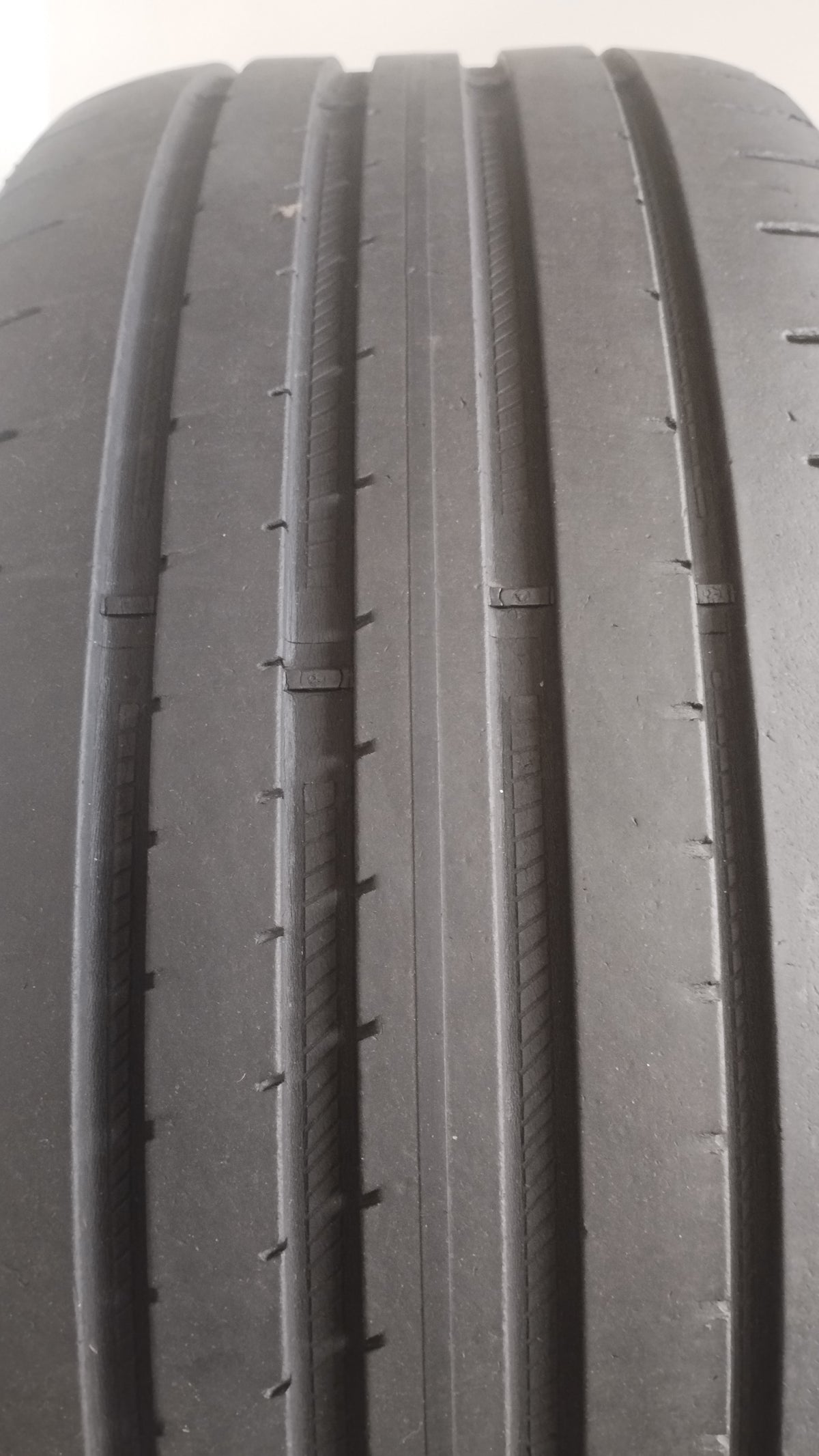 goodyear 225/45 r17 eagle f1 cod.YY336