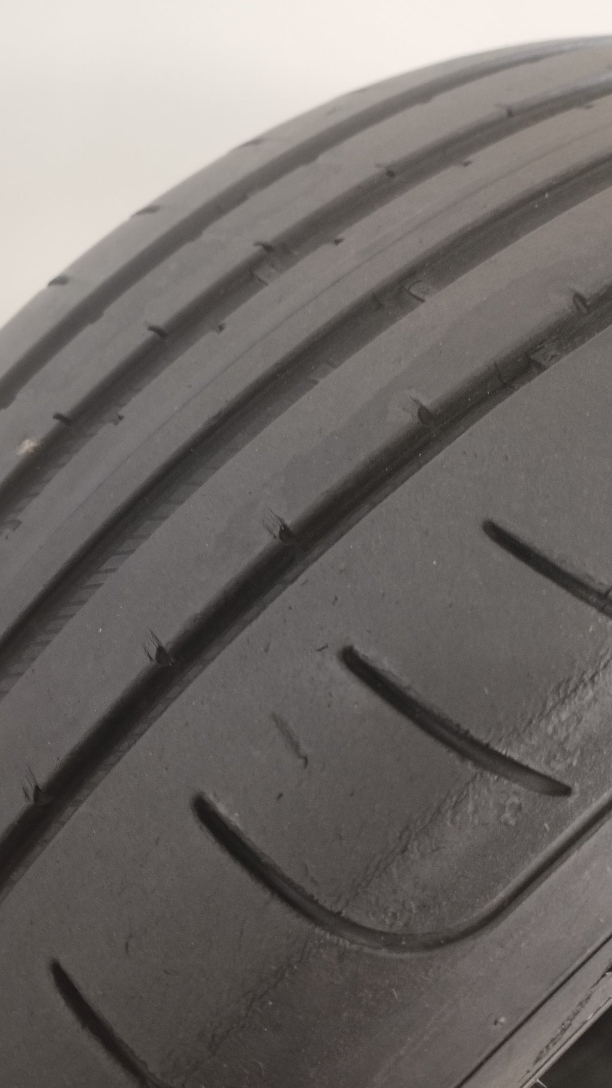 goodyear 225/45 r17 eagle f1 cod.YY336