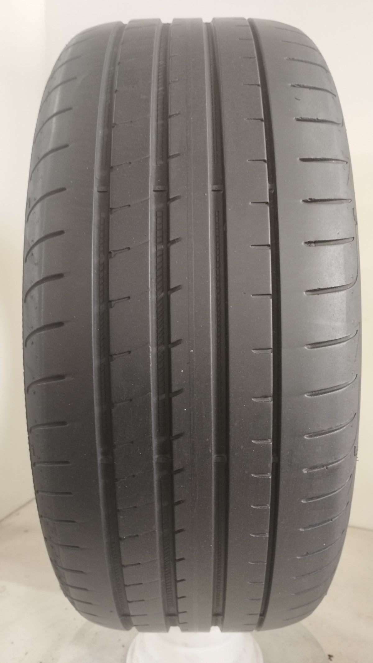 goodyear 225/45 r17 eagle f1 cod.YY337